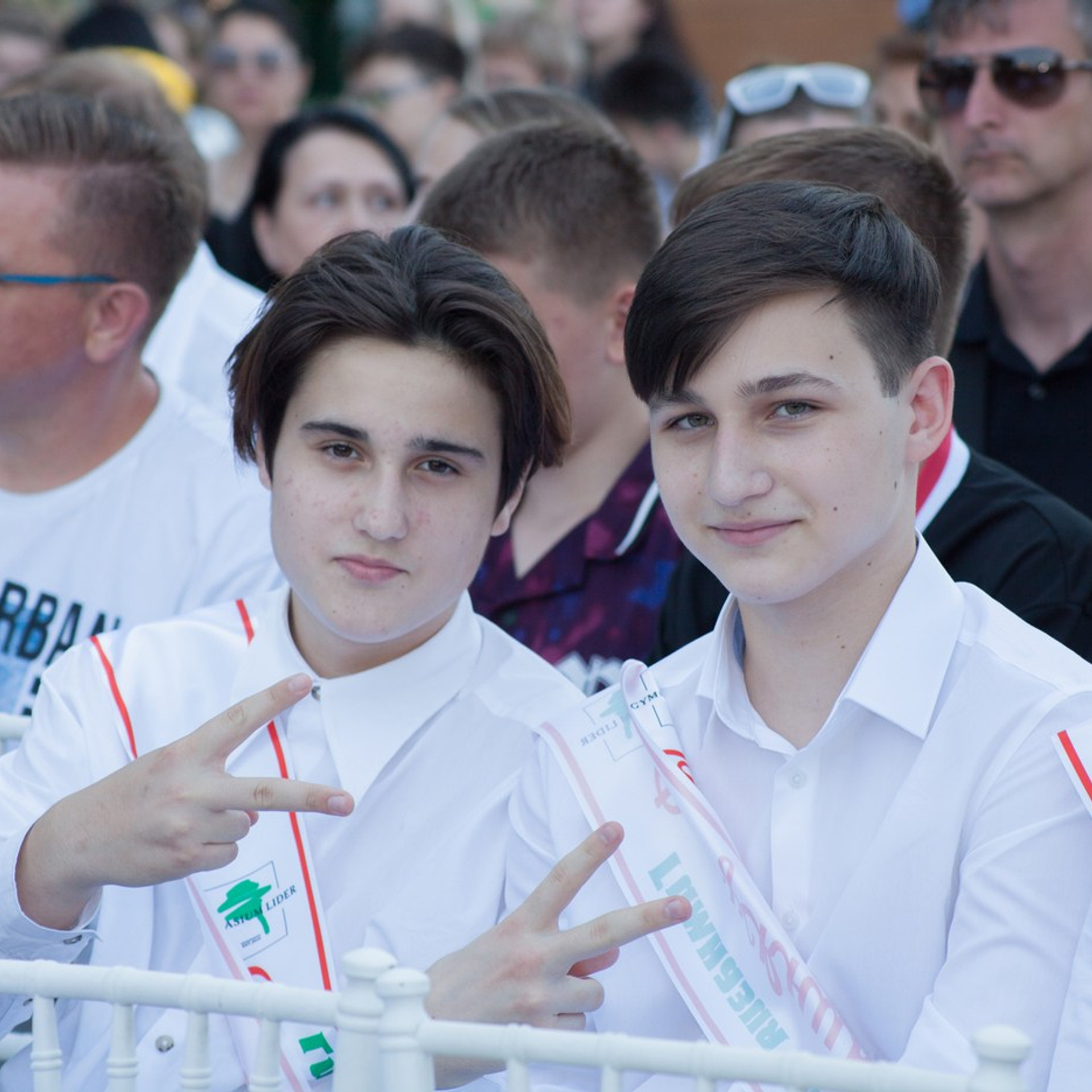 Выпускной в гимназии Лидер