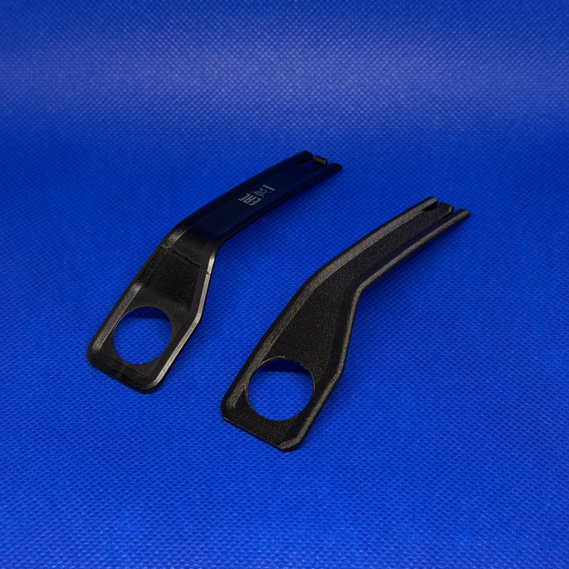 Крепление магистральных трубок на Lexus. Фокстон3D | Профессиональная 3D-печать в Ухте с гарантией качества | Честный расчет