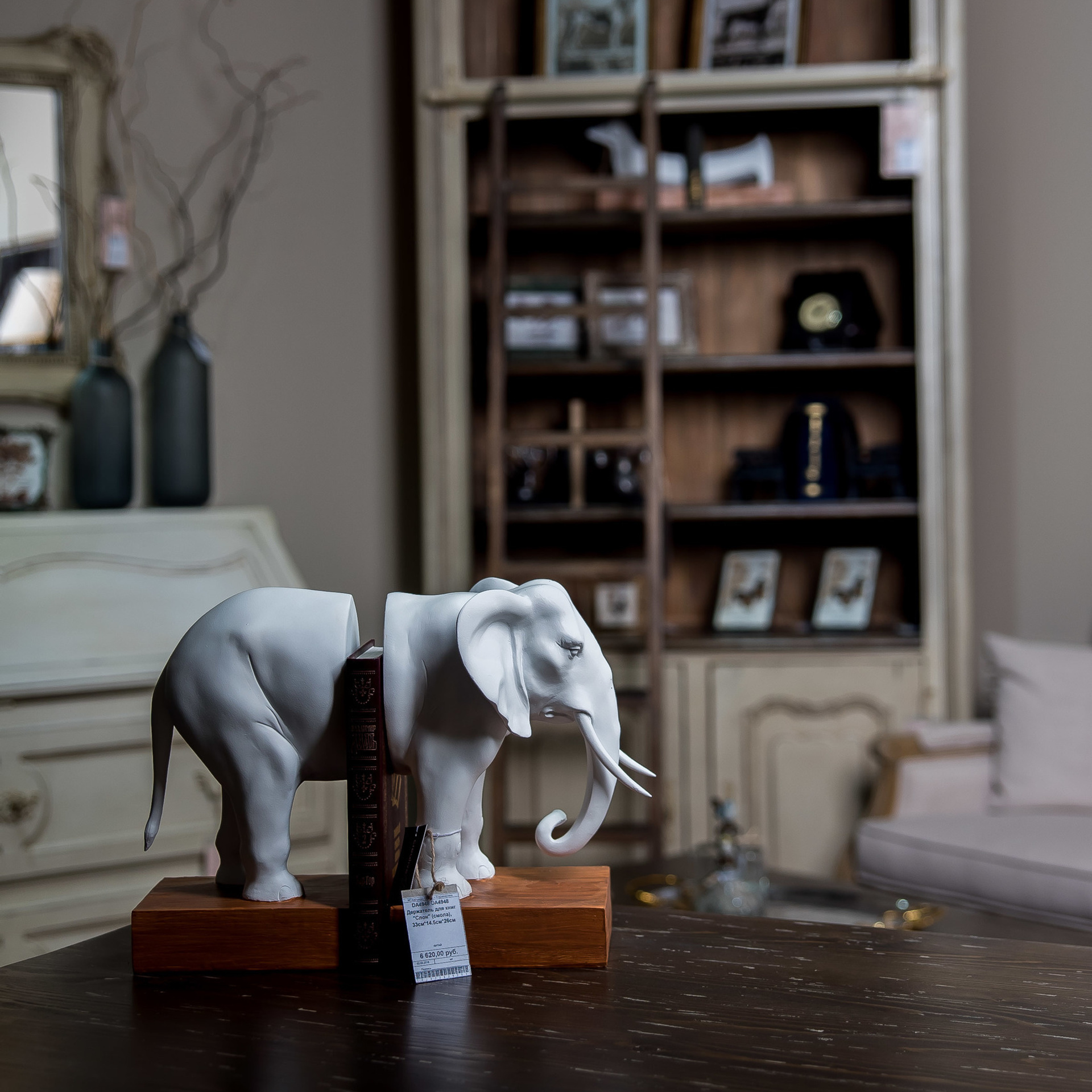 Interior photographer Max Matvich. Max Matvich and Victoria Basova are professionals in their field