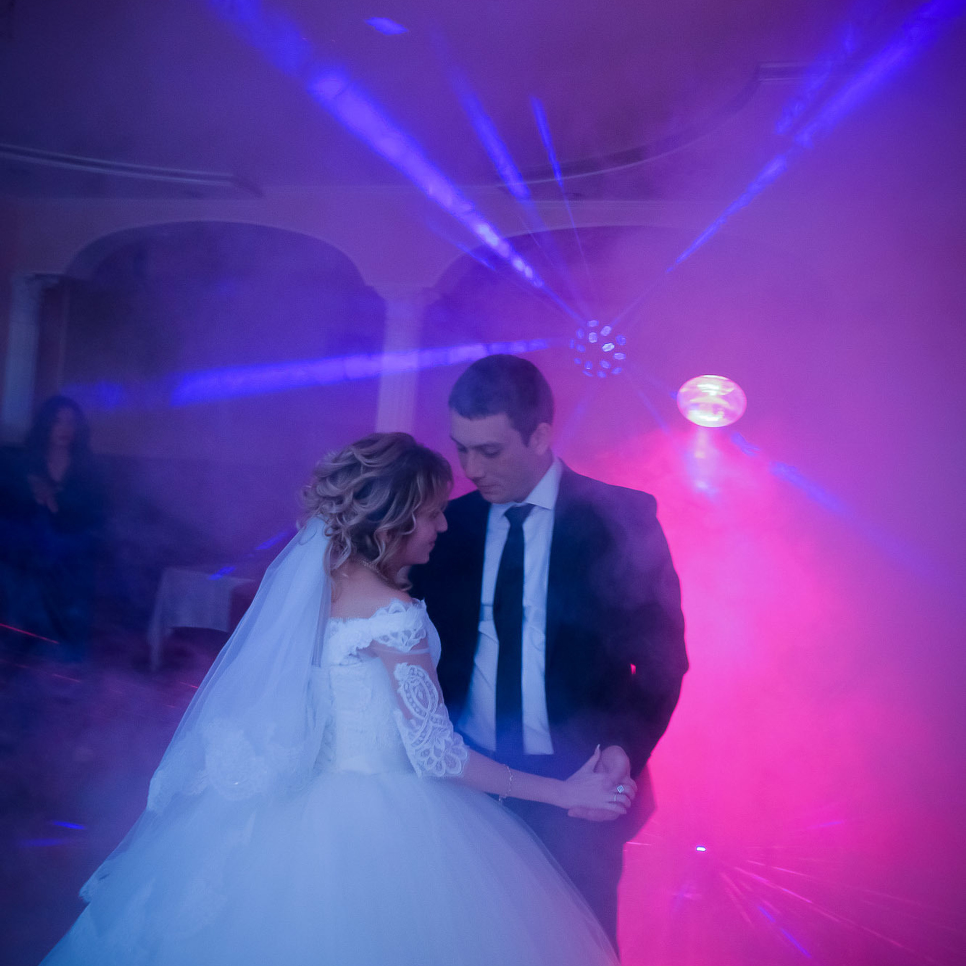 Свадебный фотограф в Ростове-на-Дону. Свадебная фотография в Ростове-н. Максим Матвийченко и Виктория Басова профессионалы своего дела