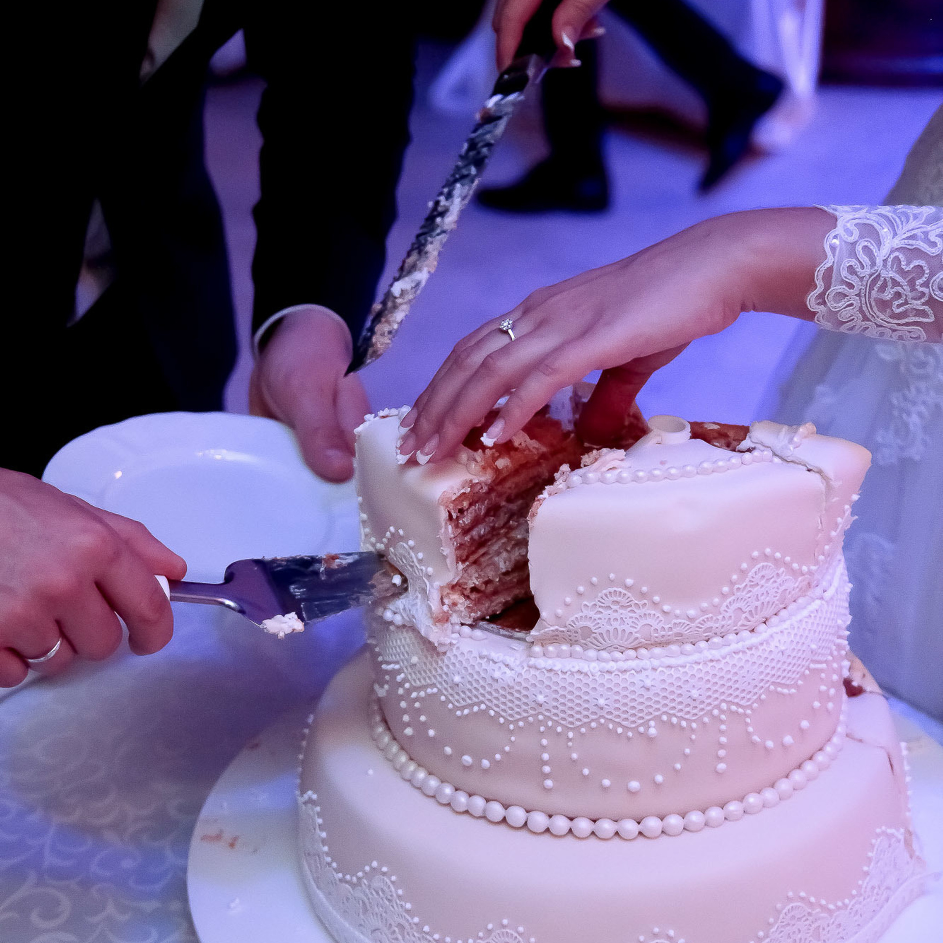 Свадебный фотограф в Ростове-на-Дону. Свадебная фотография в Ростове-н. Максим Матвийченко и Виктория Басова профессионалы своего дела