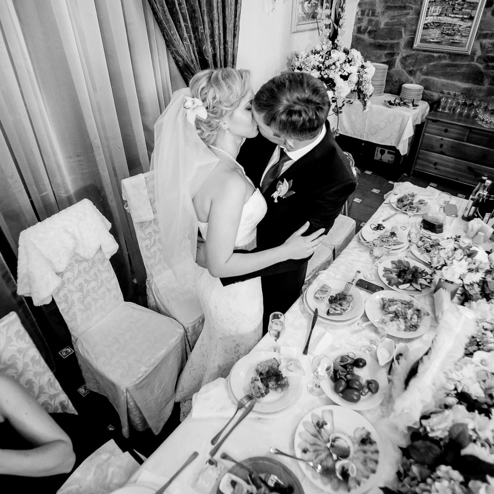 Свадебный фотограф в Ростове-на-Дону. Свадебная фотография в Ростове-н. Максим Матвийченко и Виктория Басова профессионалы своего дела