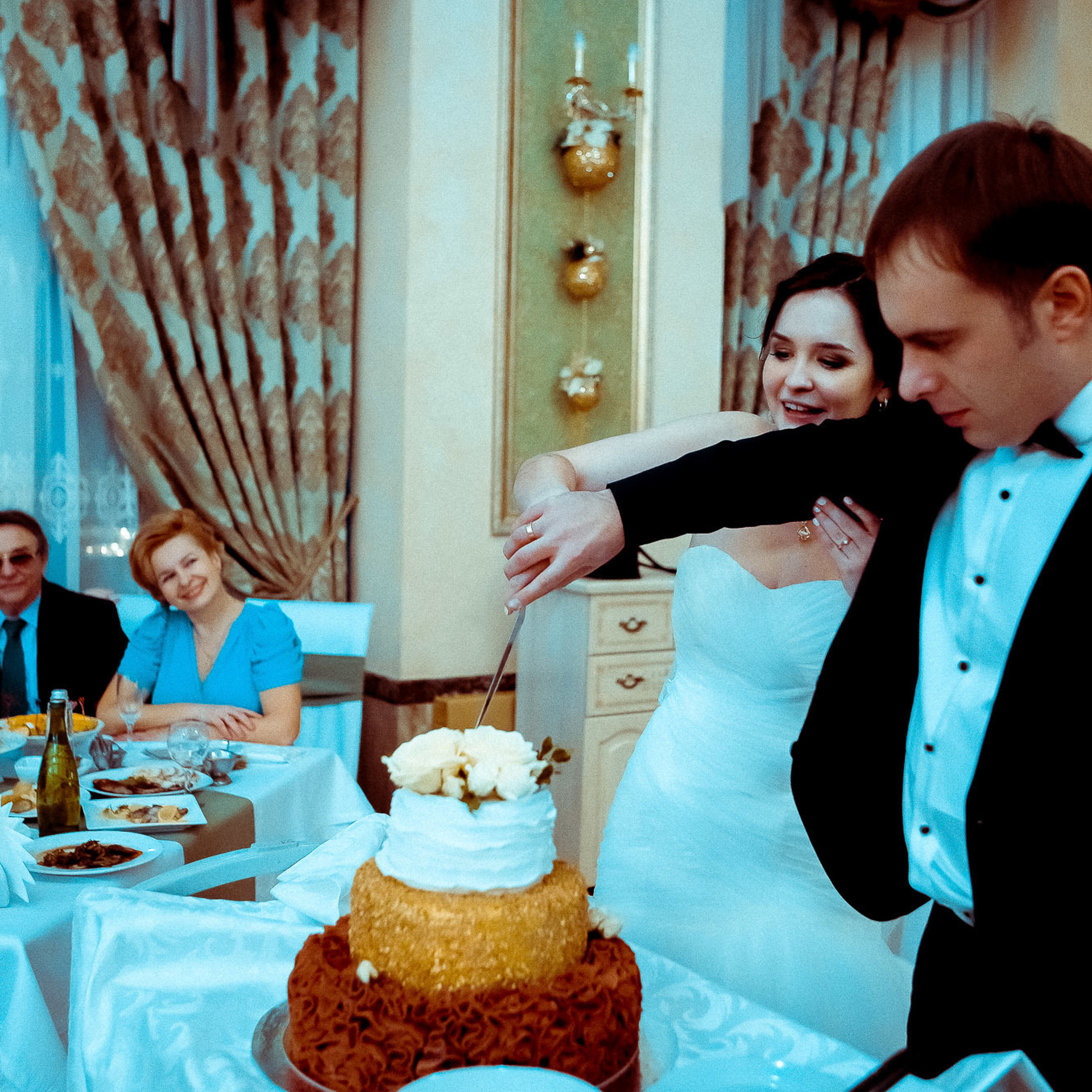 Свадебный фотограф в Ростове-на-Дону. Свадебная фотография в Ростове-н. Максим Матвийченко и Виктория Басова профессионалы своего дела