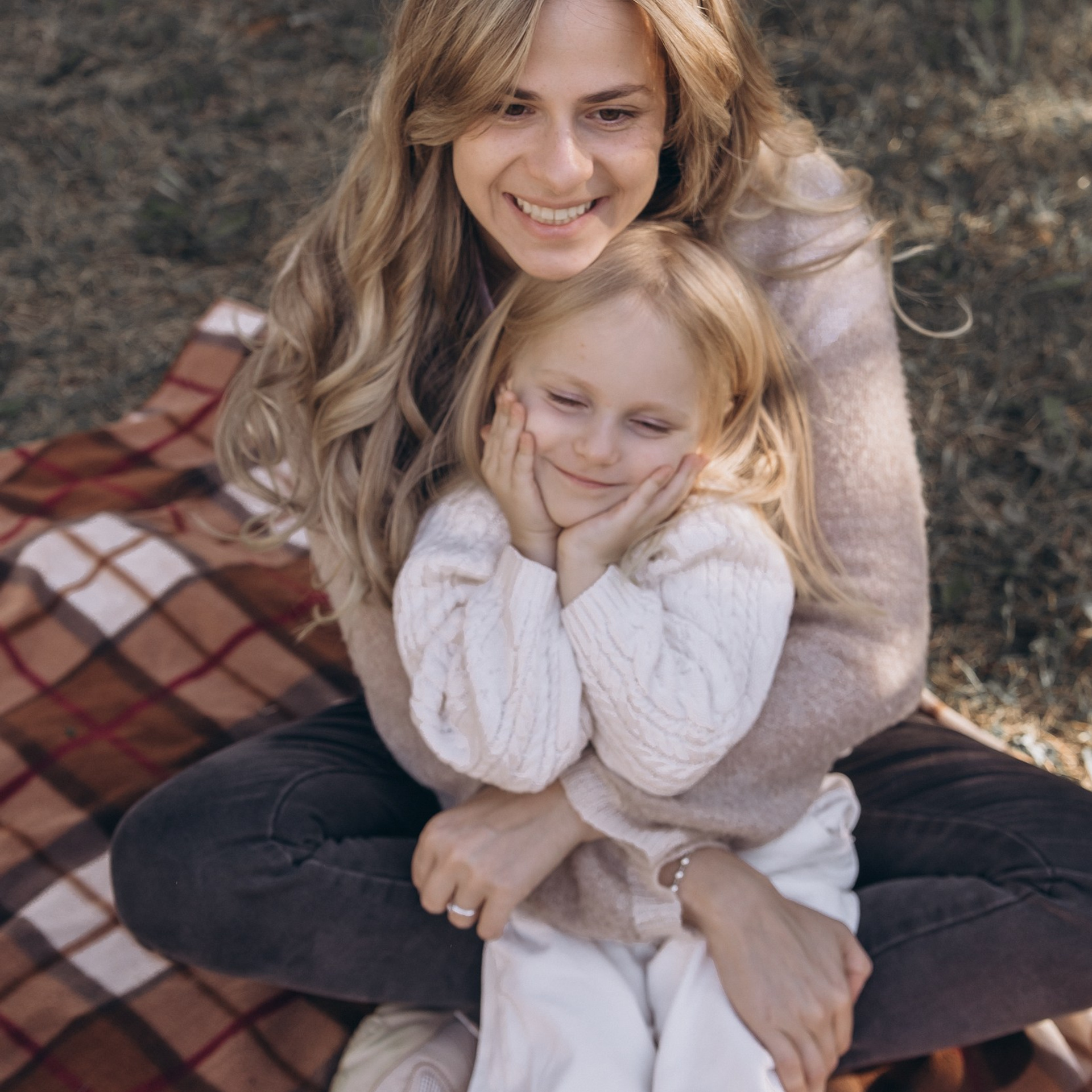 Пикник мамы и дочки. Фотограф Дарья Пудовкина Москва, Московская область