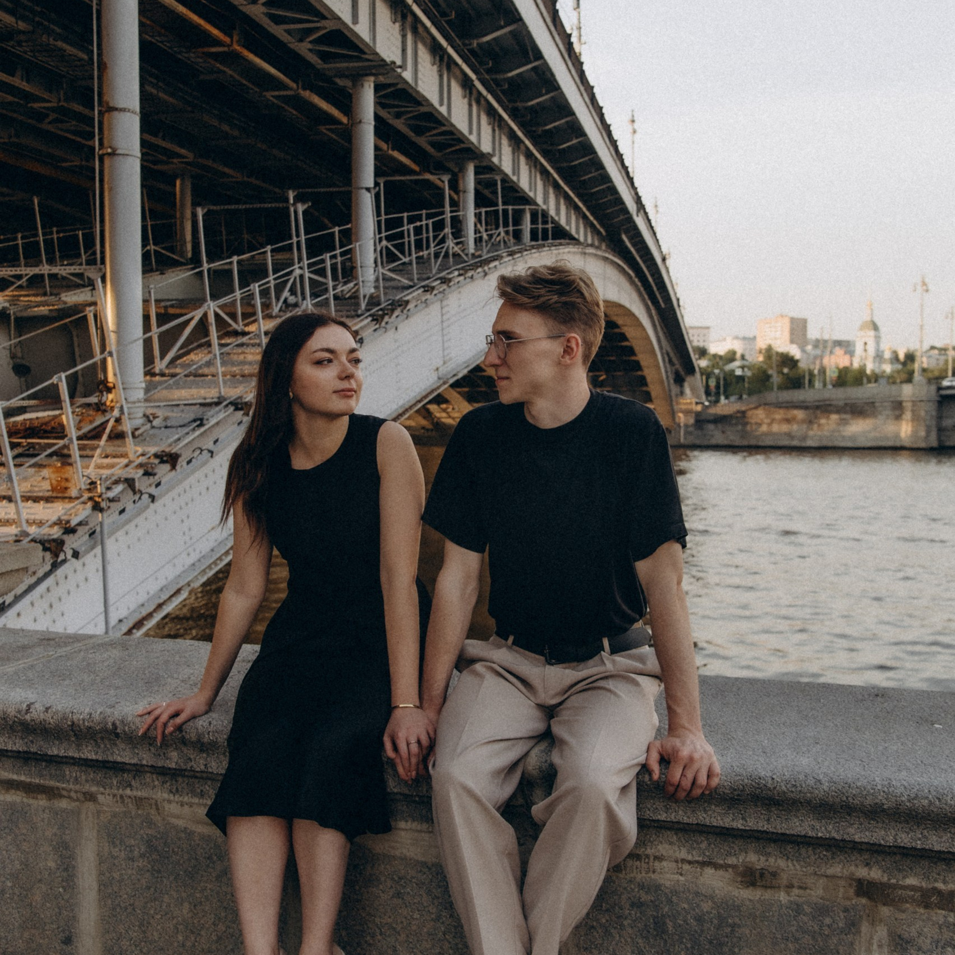 Свидание под мостом. Фотограф Дарья Пудовкина Москва, Московская область