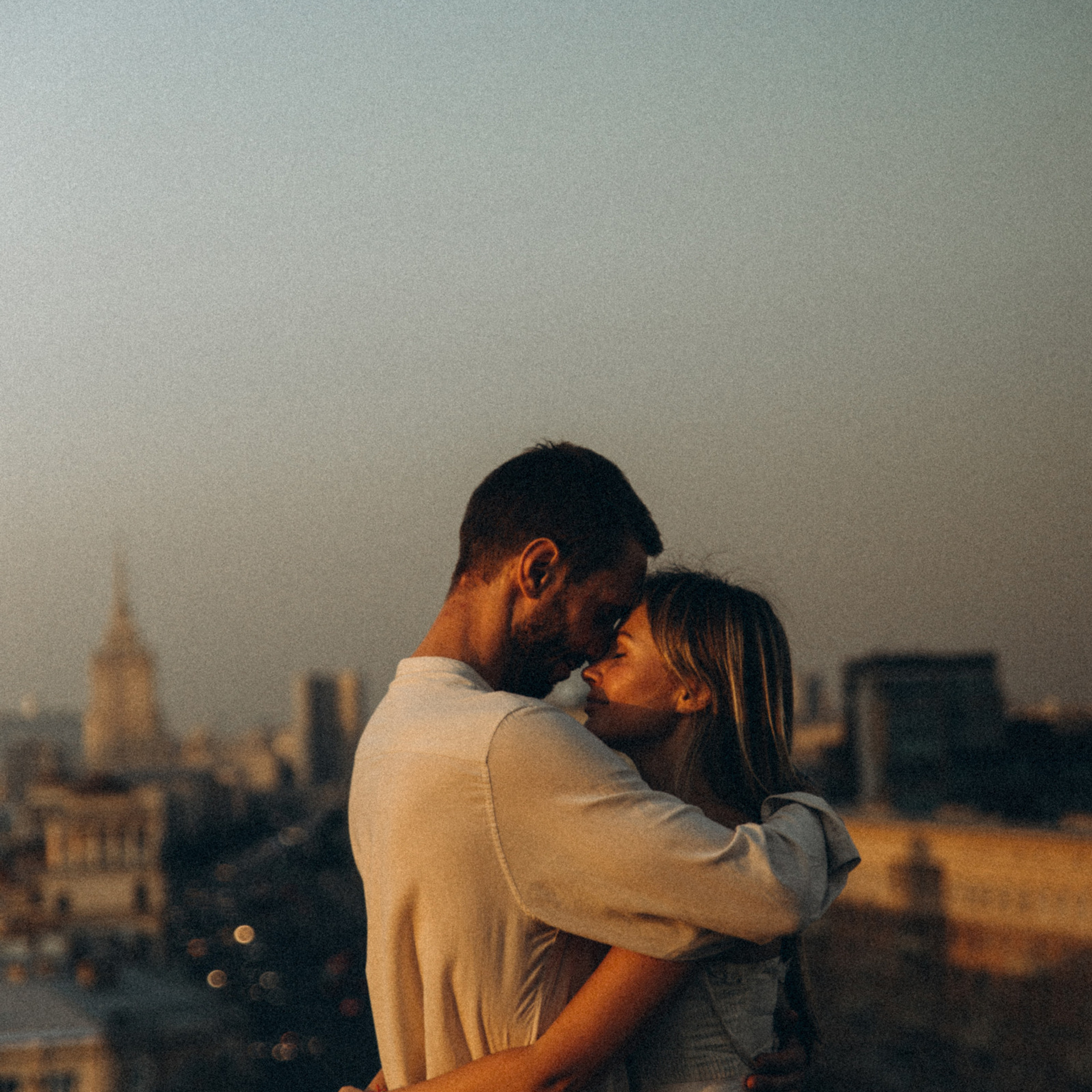 Над городом