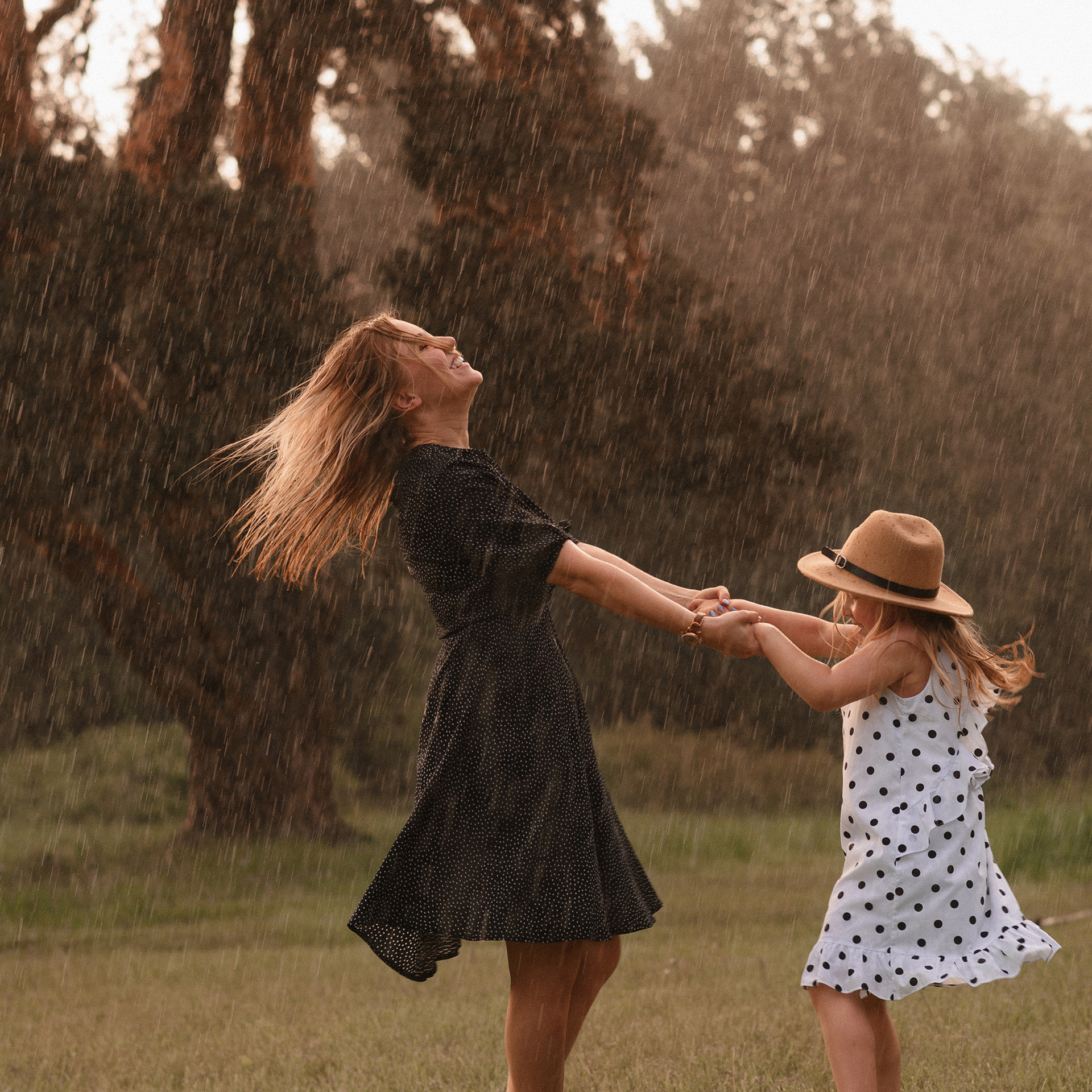 Елена & Милана