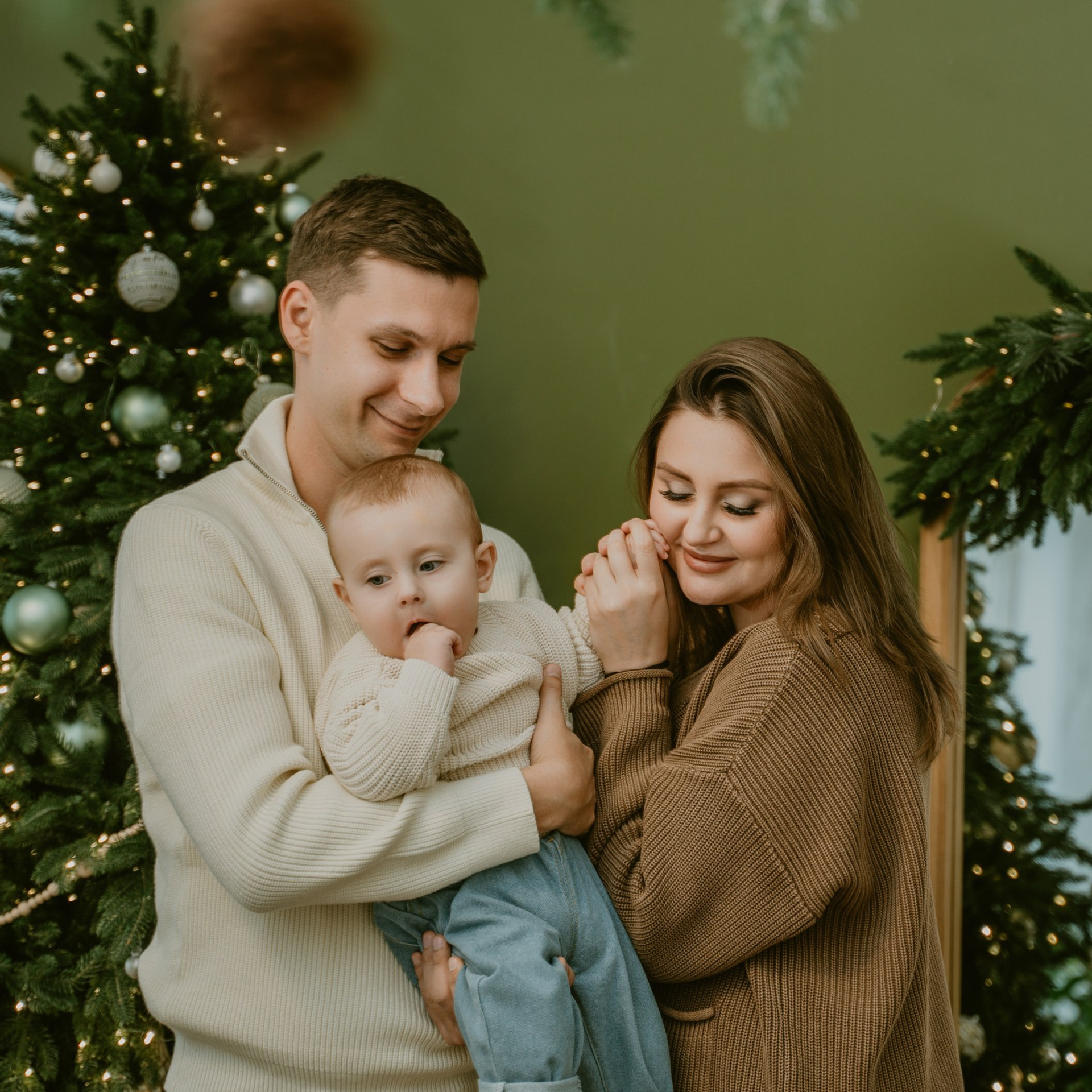 Семейная фотосессия в студии