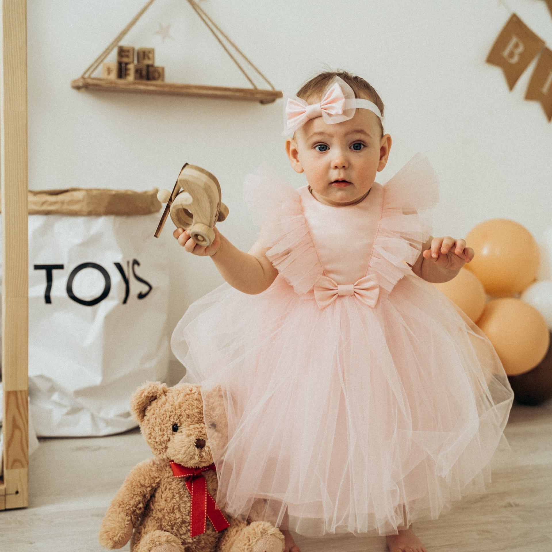 Мила 1 годик