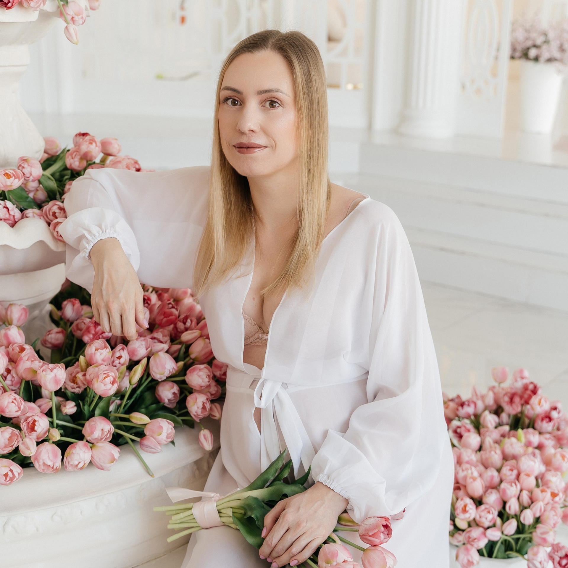 Анна Авалон