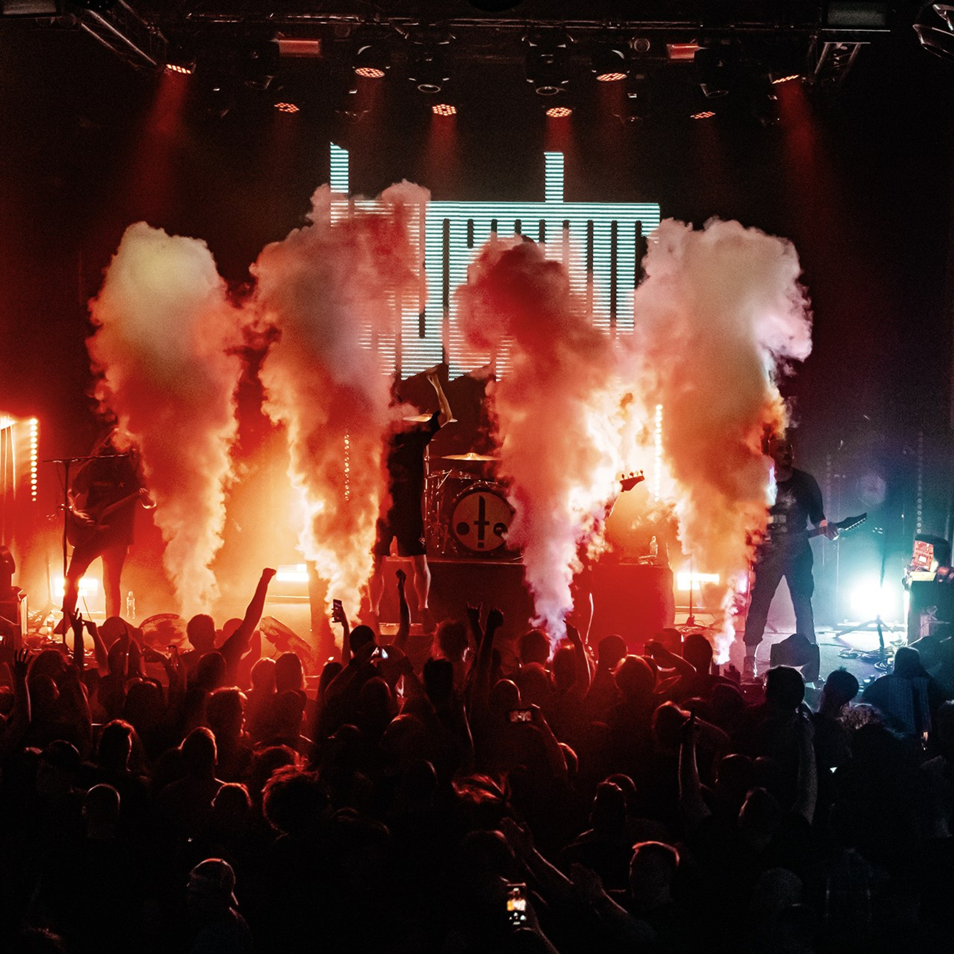 INVERTOR (31.05.25 | Москва | Урбан). Концертный фотограф | Рукавцова Валентина