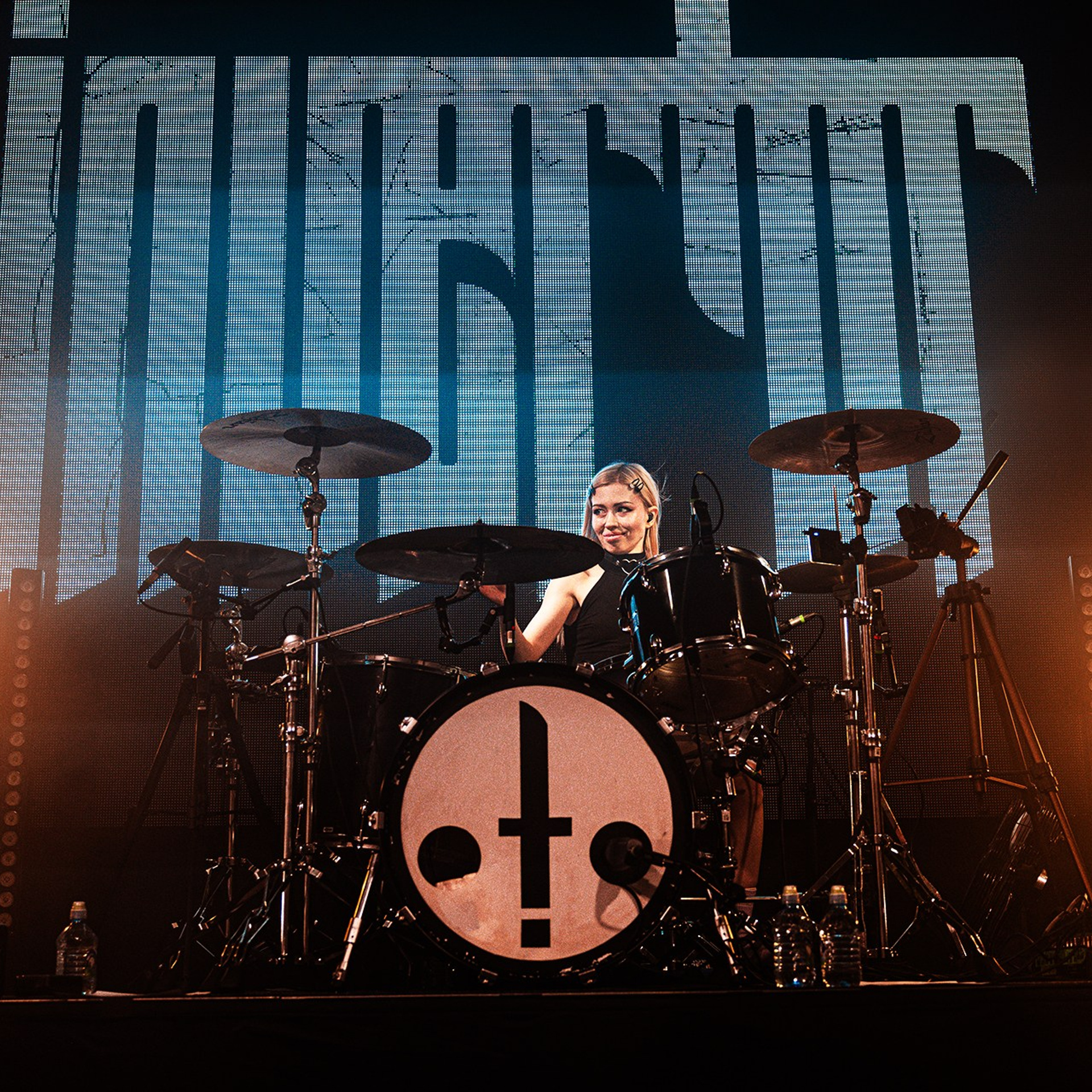 INVERTOR (13.12.25 | Москва | Урбан). Концертный фотограф | Рукавцова Валентина