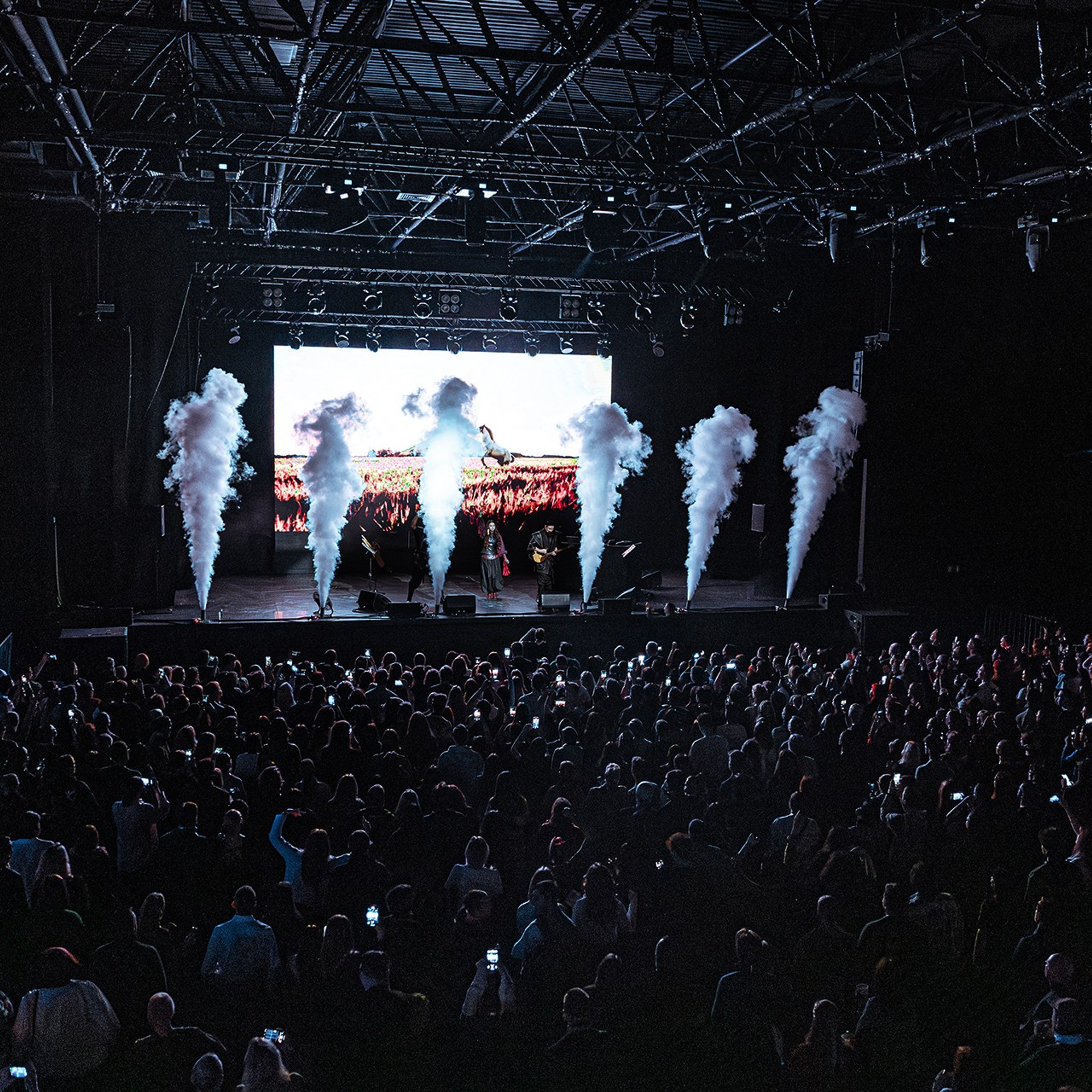 AY YOLA (05.11.25 | Москва |Atmosphere). Концертный фотограф | Рукавцова Валентина