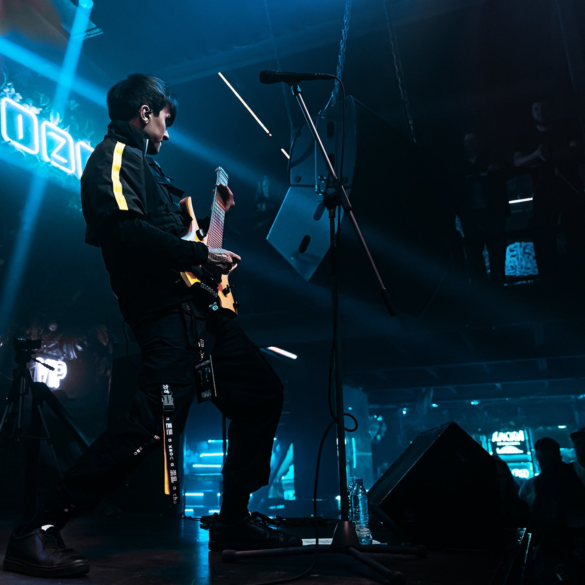 БИОХАКЕРЫ (17.05.25 | Москва | IZI). Концертный фотограф | Рукавцова Валентина