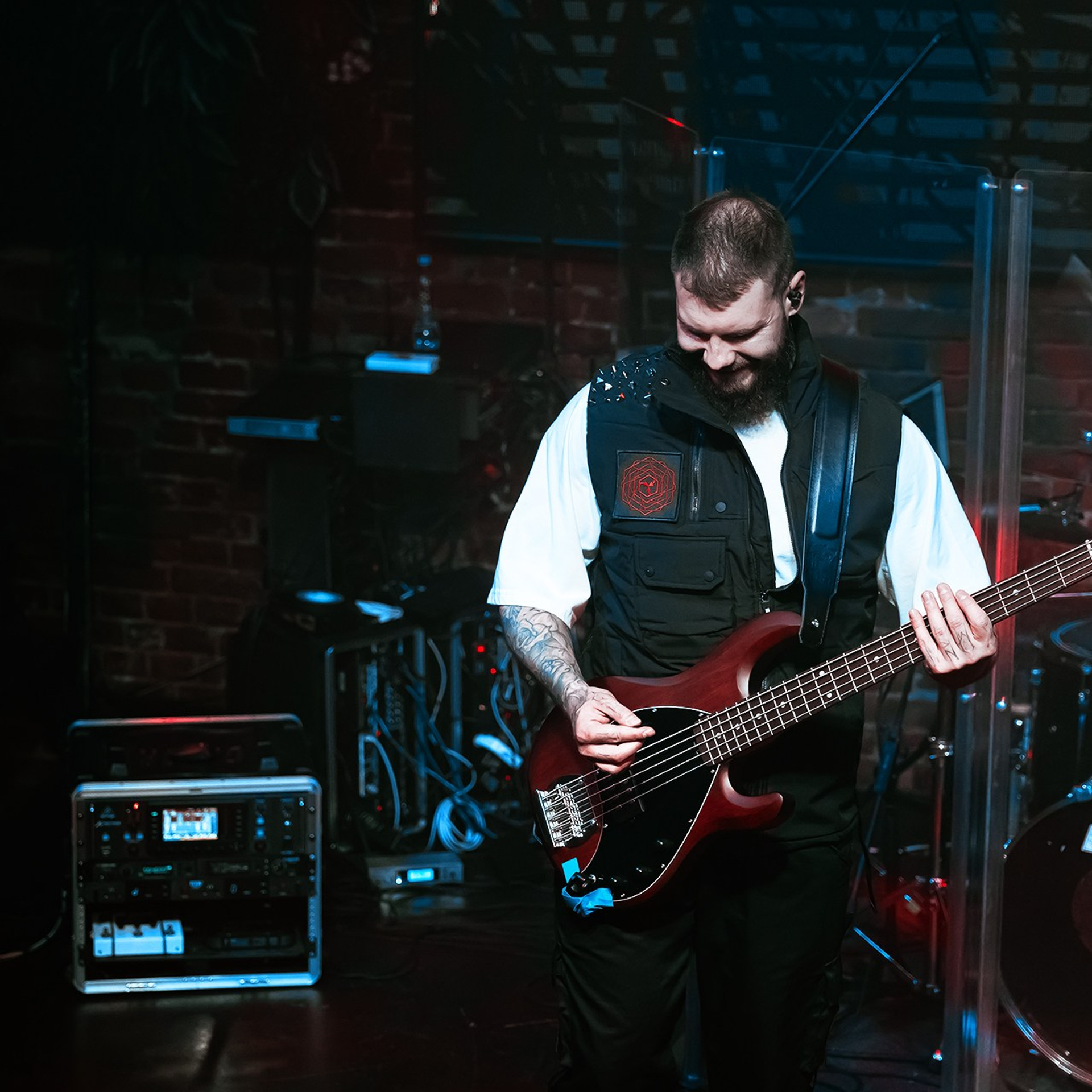 БИОХАКЕРЫ (17.05.25 | Москва | IZI). Концертный фотограф | Рукавцова Валентина