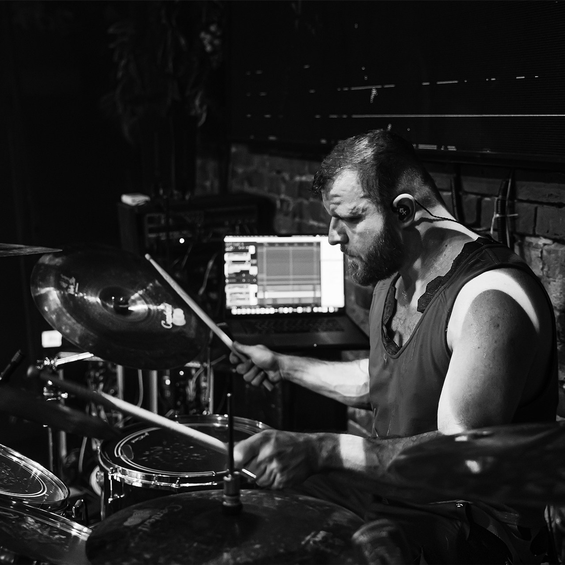 БИОХАКЕРЫ (17.05.25 | Москва | IZI). Концертный фотограф | Рукавцова Валентина