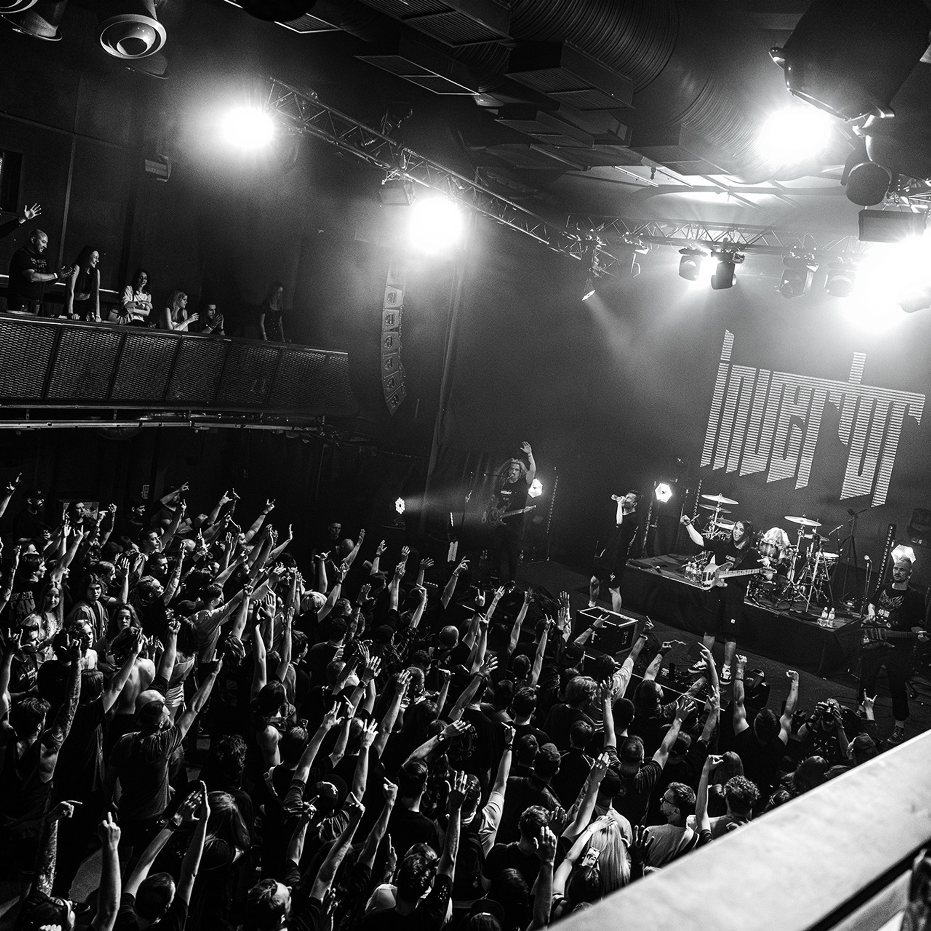 INVERTOR (31.05.25 | Москва | Урбан). Концертный фотограф | Рукавцова Валентина