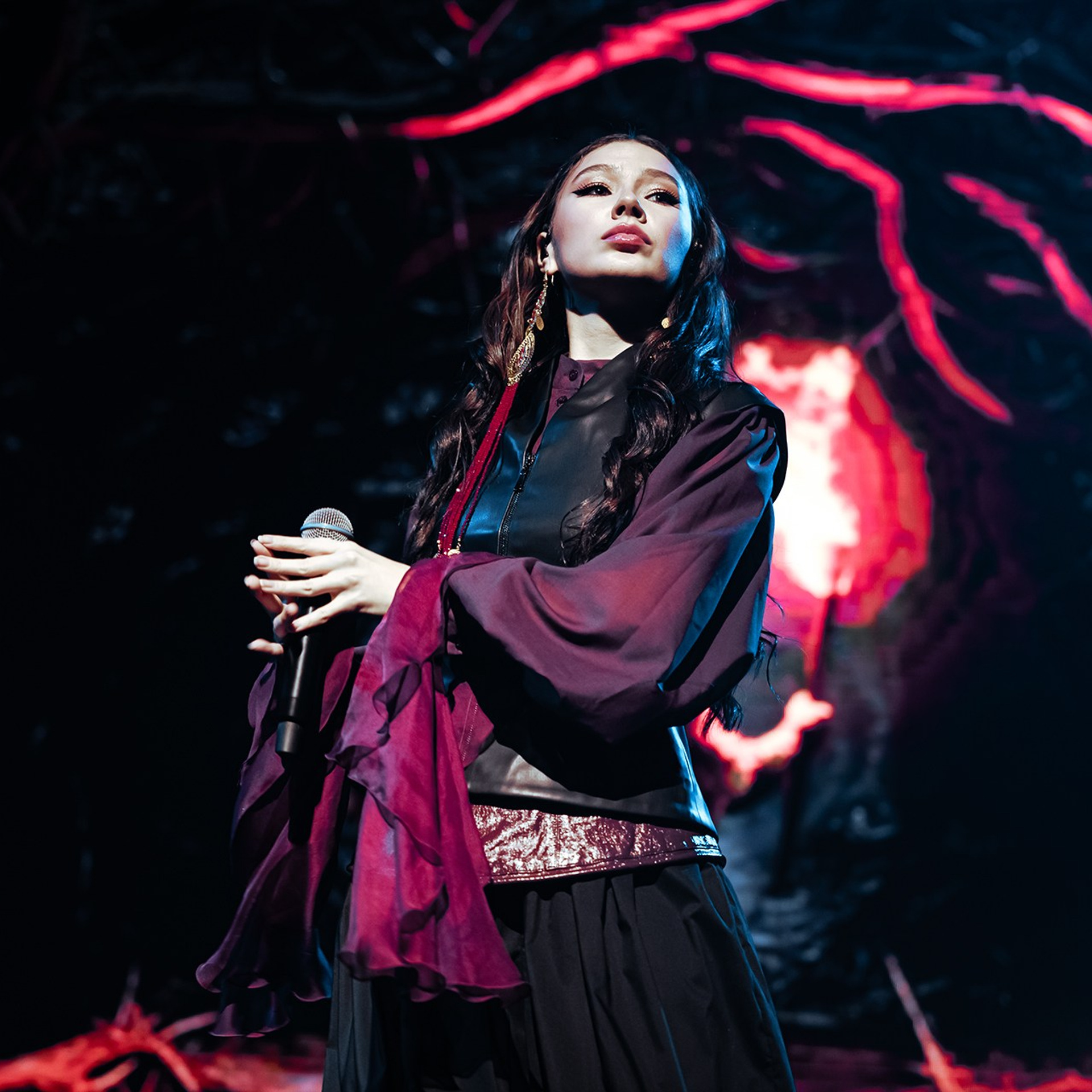 AY YOLA (05.11.25 | Москва |Atmosphere). Концертный фотограф | Рукавцова Валентина