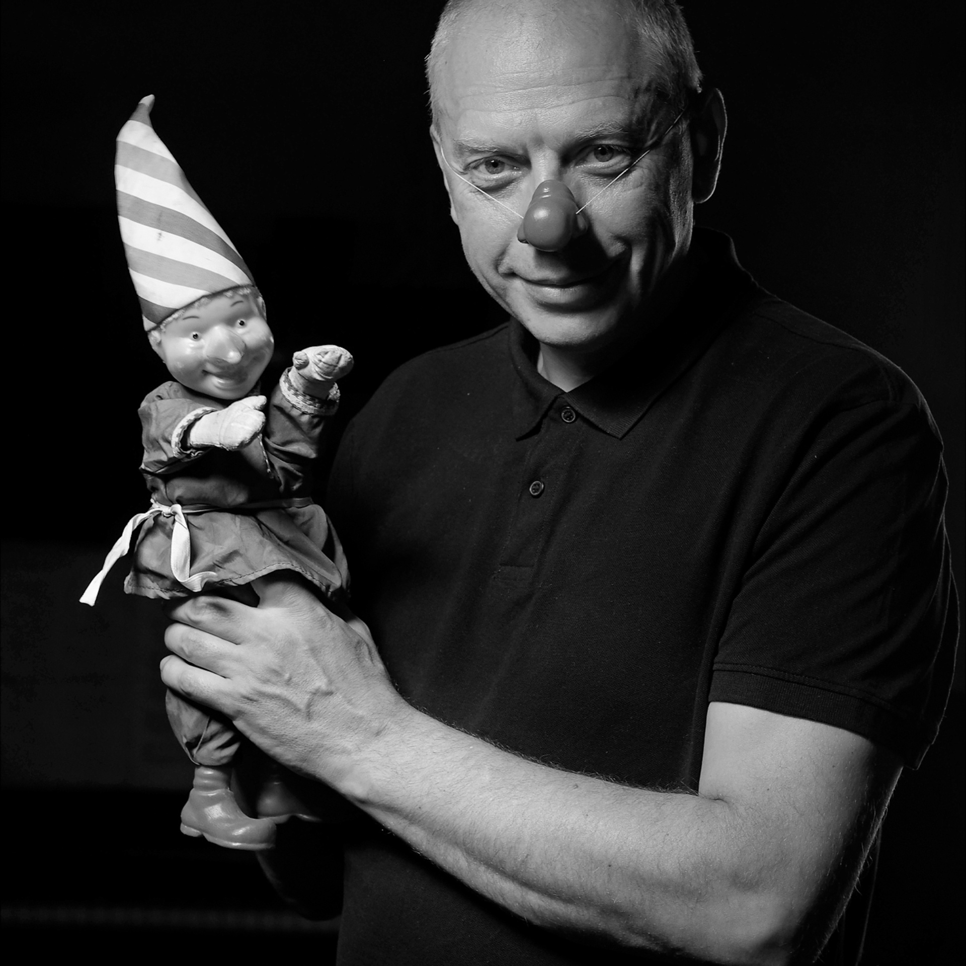 АЛЕКСАНДР ЛАВРОВ — художник