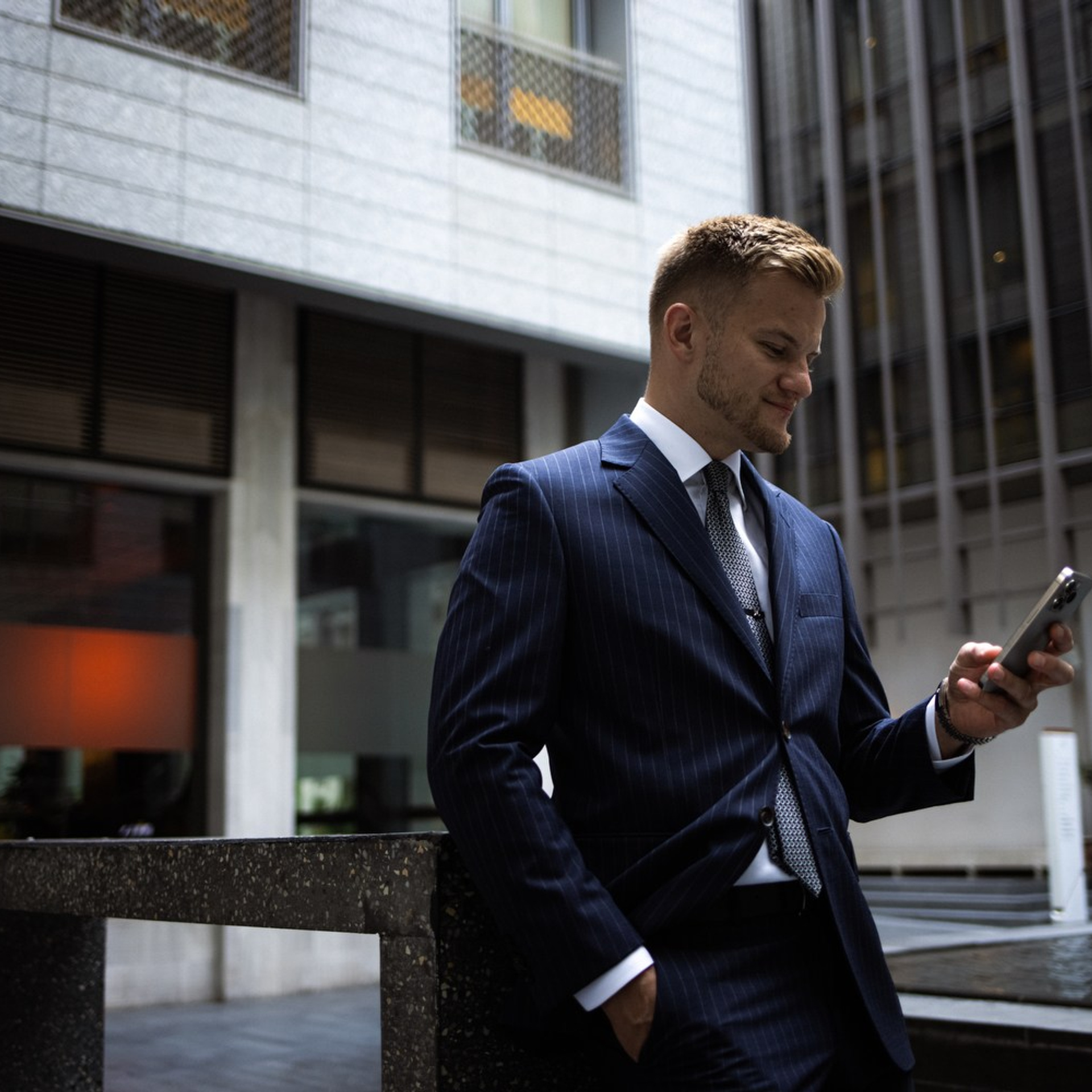 БИЗНЕС-ПОРТРЕТ