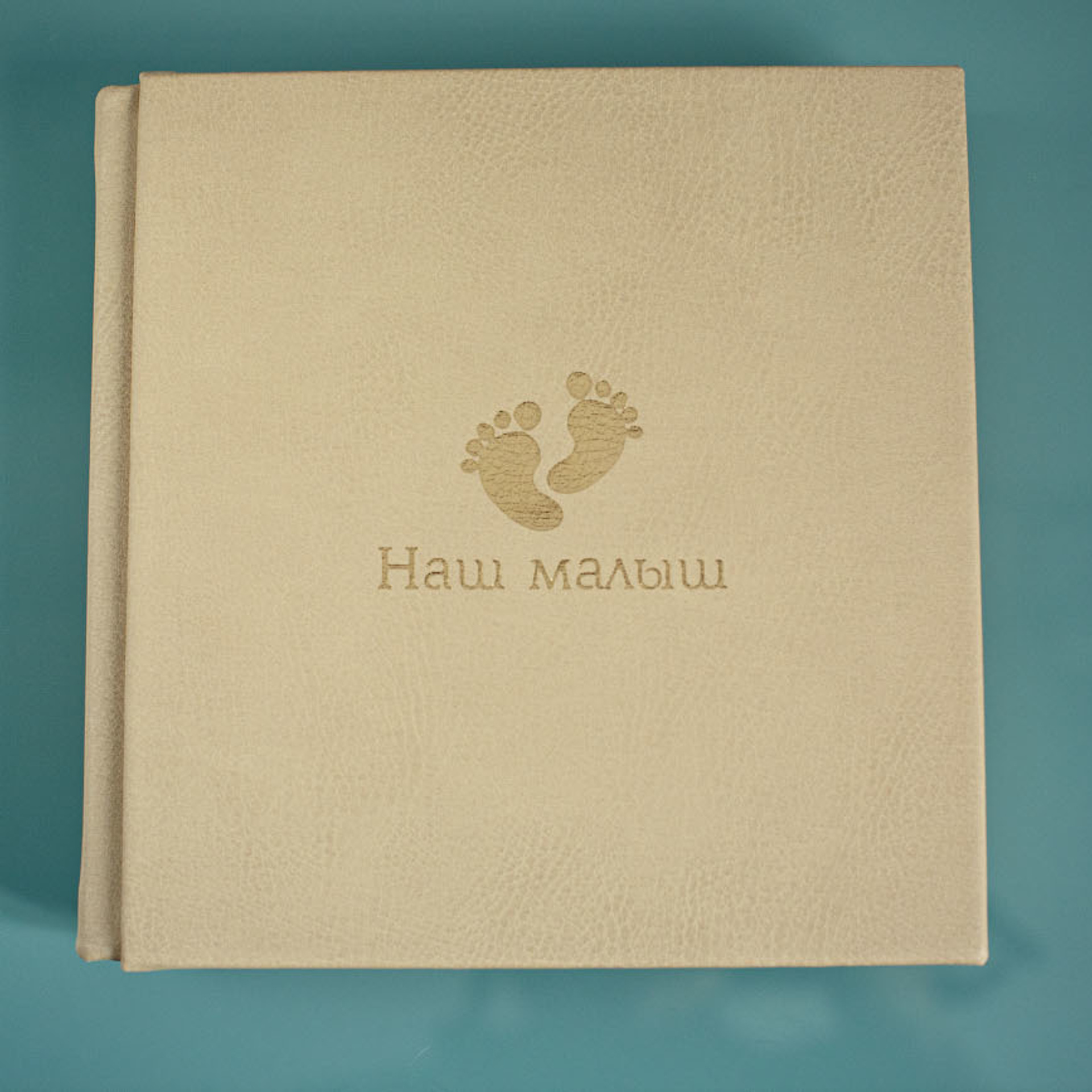 Фотокнига на выписку из роддома. Фотограф в Москве Татьяна Байкова