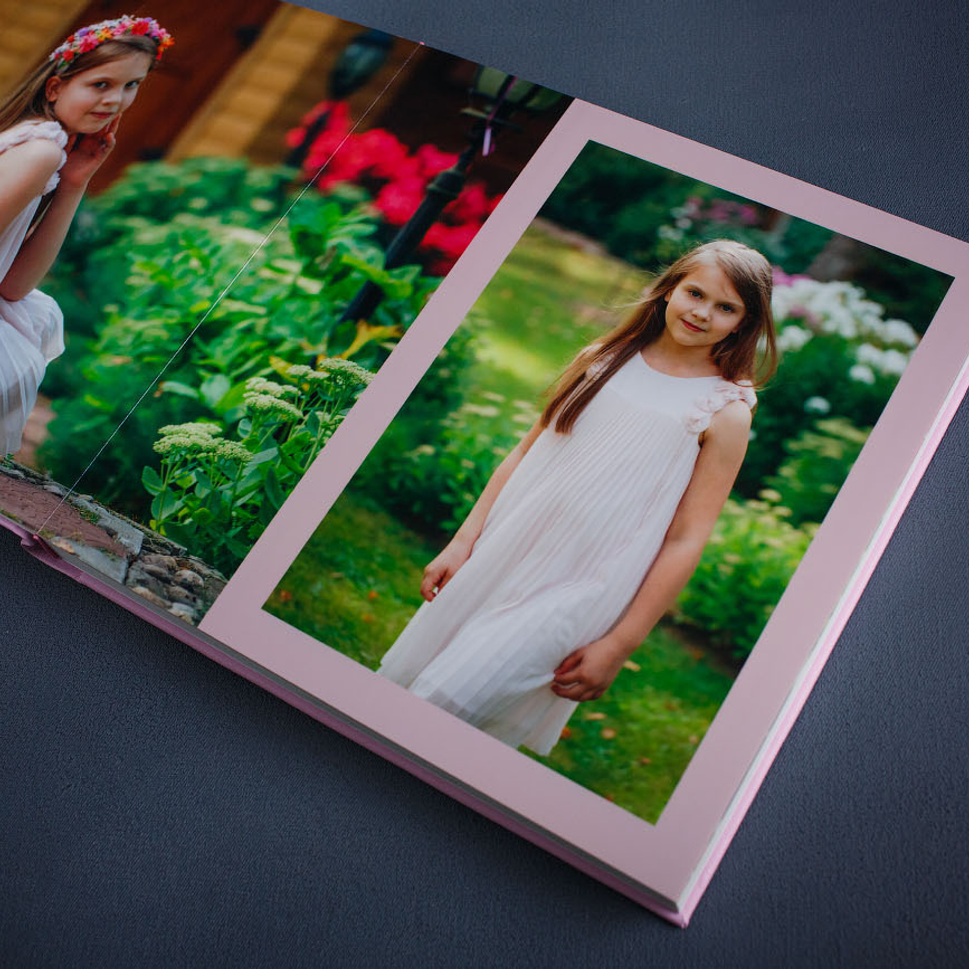 Фотокнига с тиснением и фотовставкой на холсте. Фотограф в Москве Татьяна Байкова