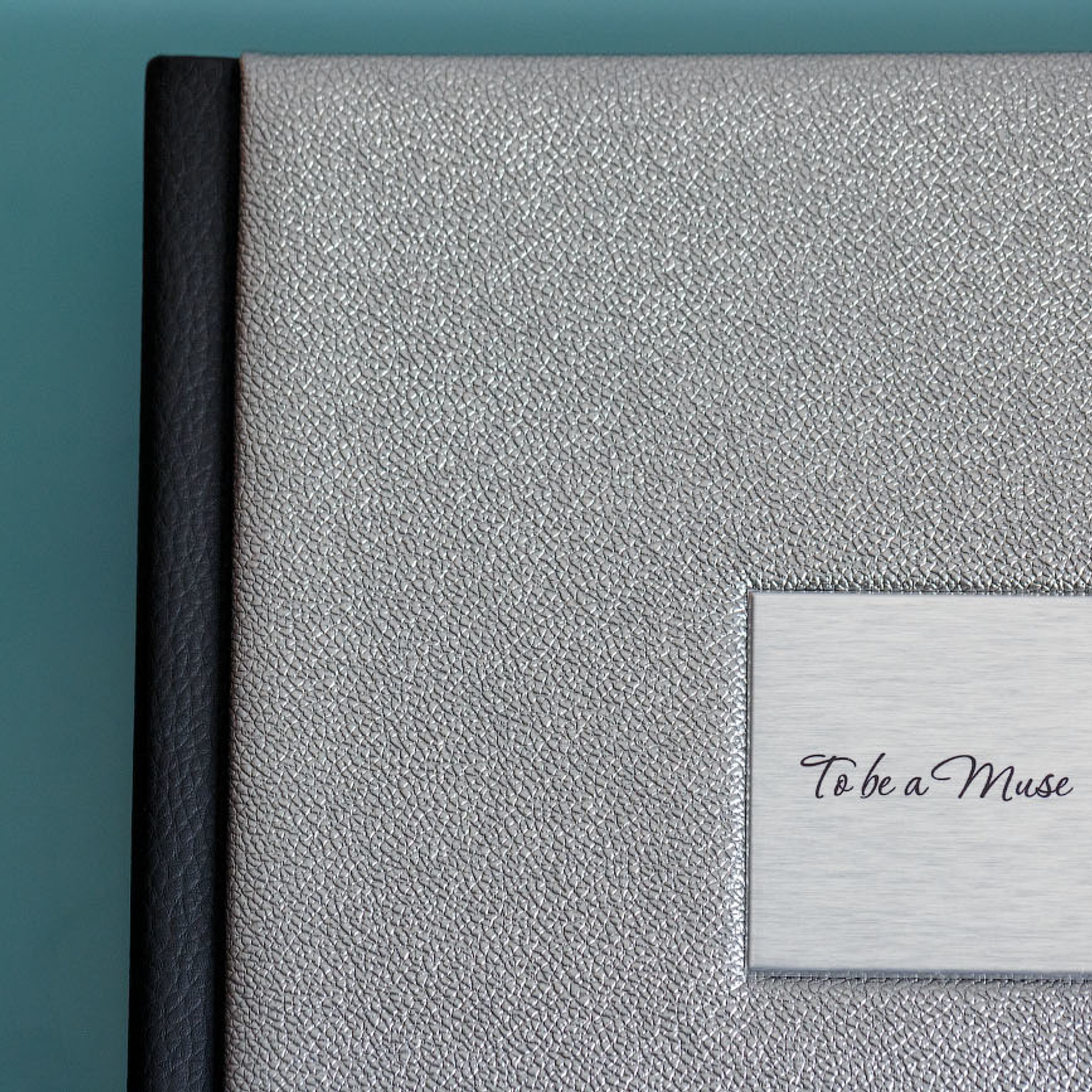 Фотокнига в обложке металлик. Фотограф в Москве Татьяна Байкова