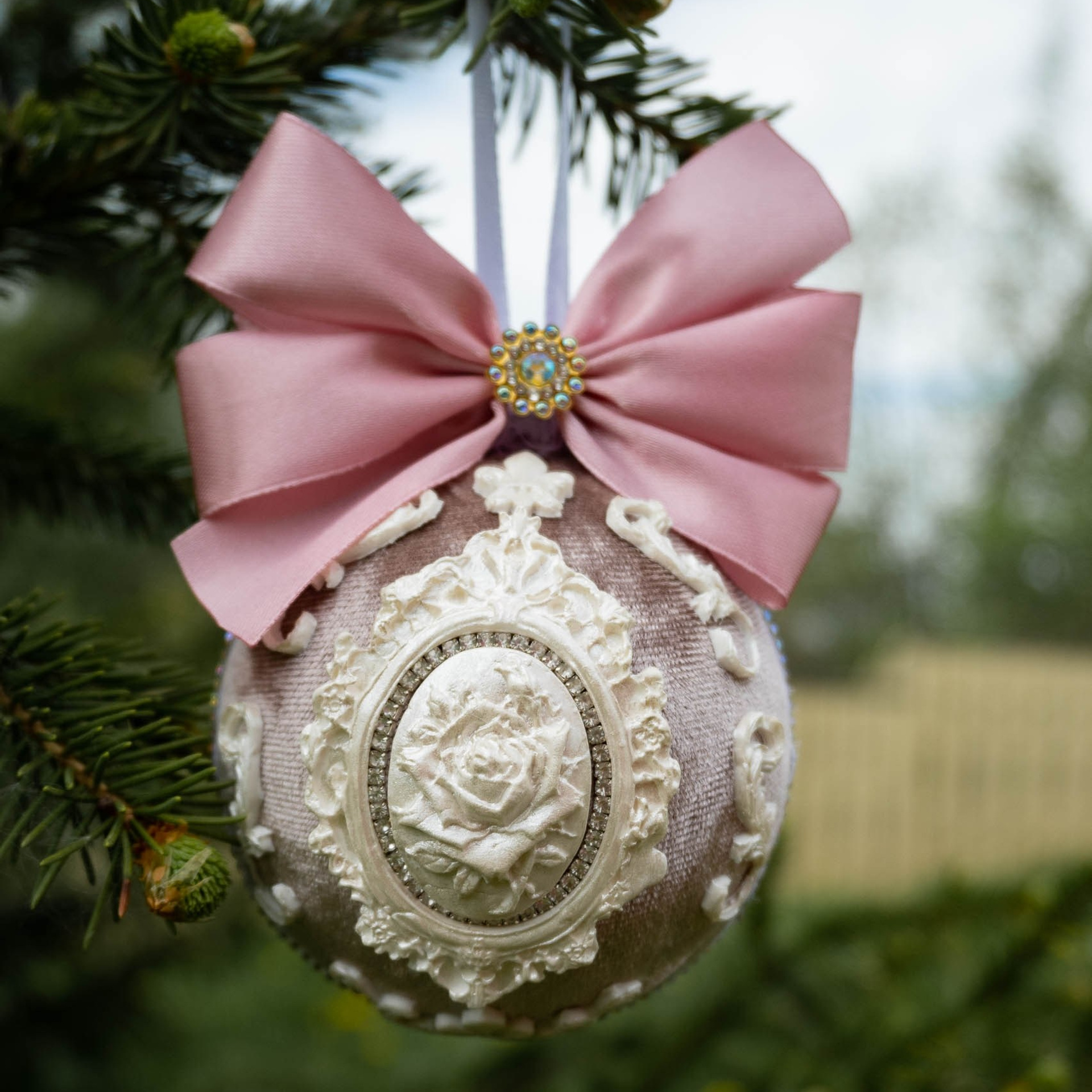 Набор ёлочных шаров «Пудра» 2шт. Елочные игрушки ручной работы / Fairytale decor