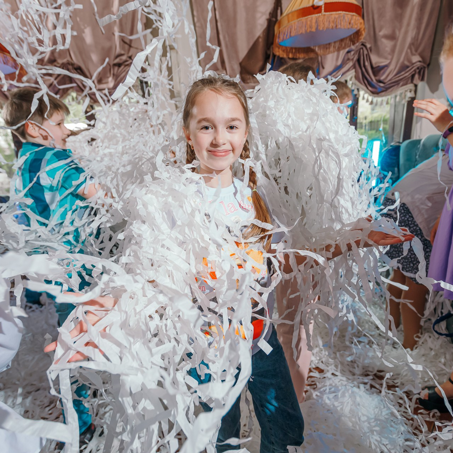 MODERN. Выпускной.