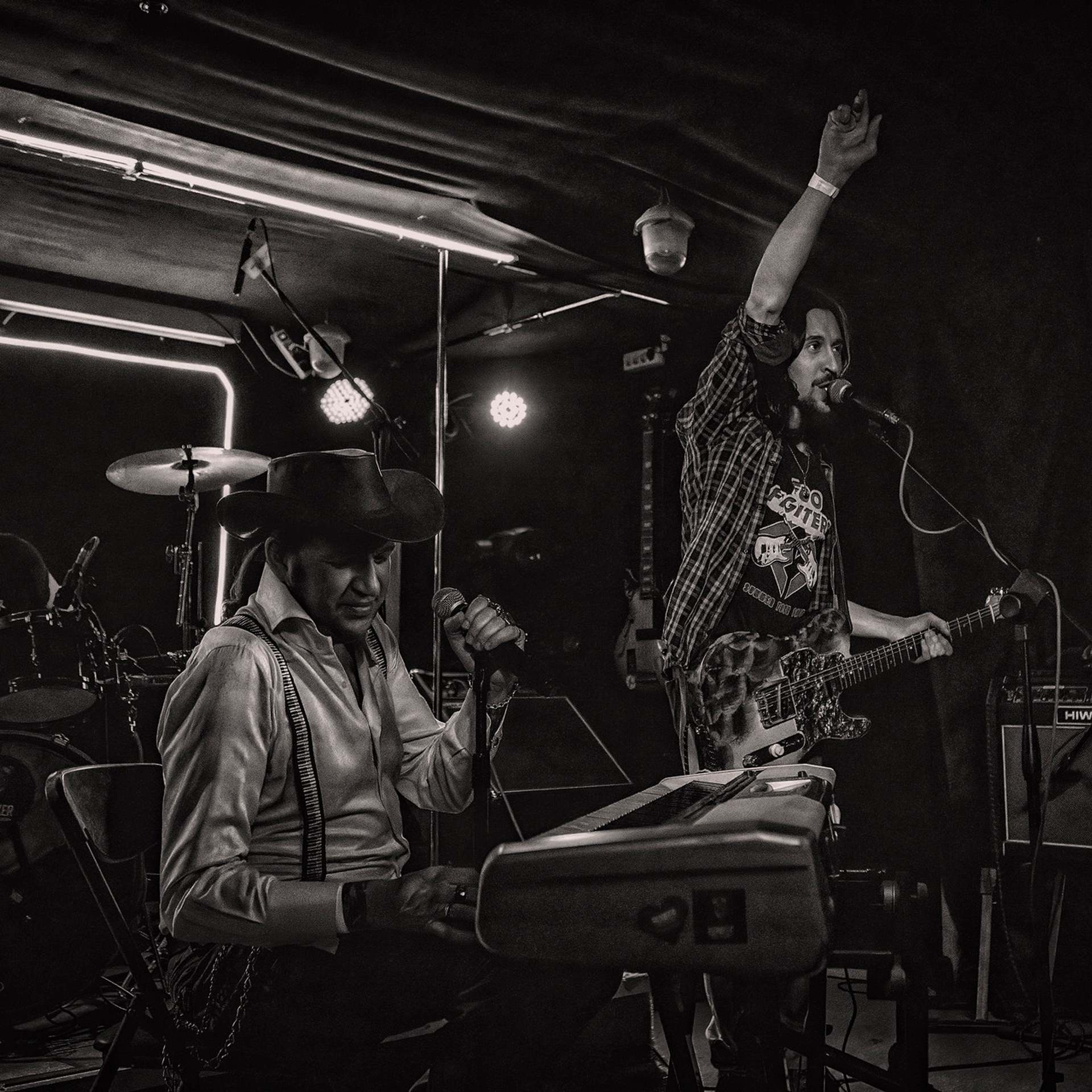 B47 — 179bw — Rock-N-Roll’s Party — 2021.12.03