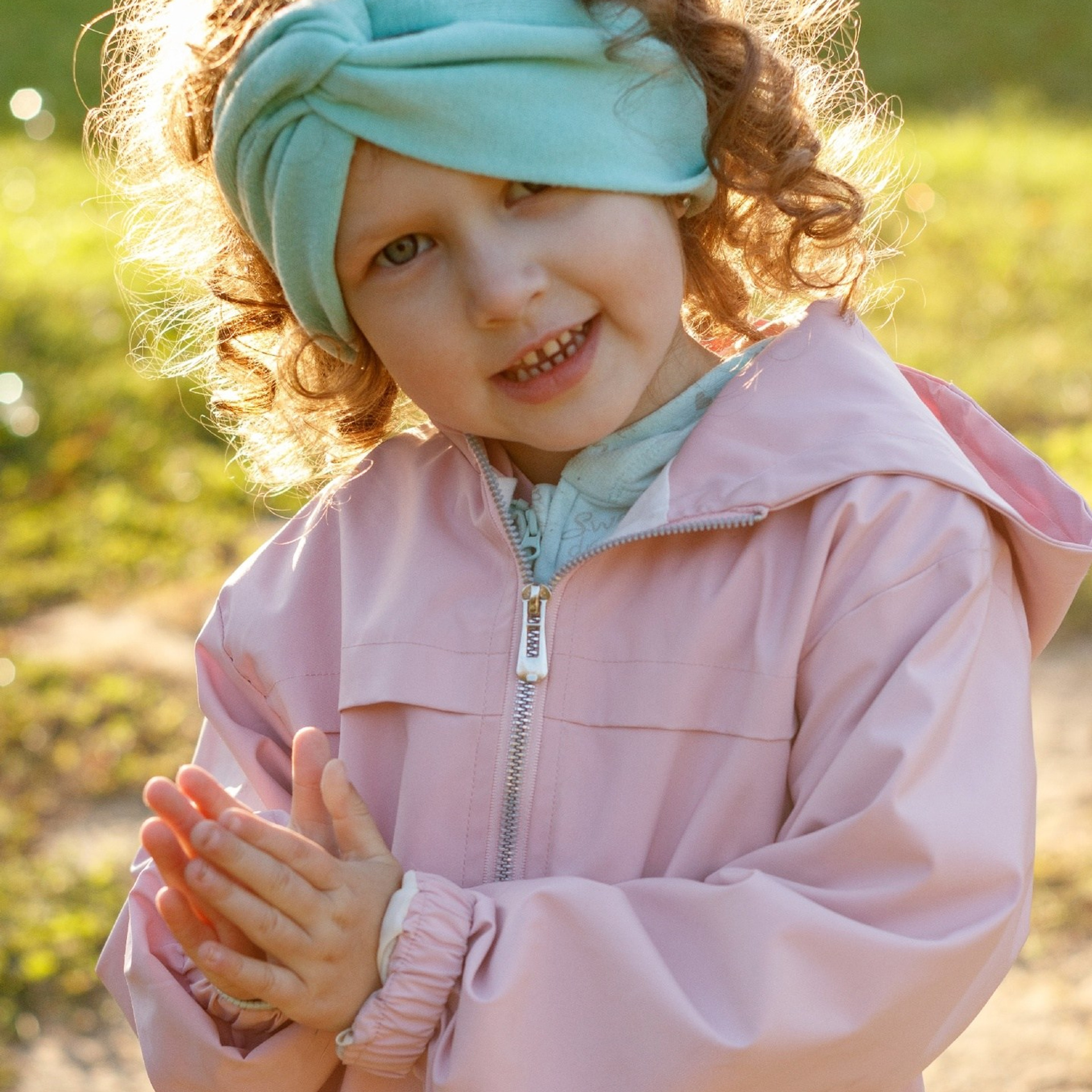 Уличные съёмки. Фотограф (графический дизайнер) Полонская Юлия