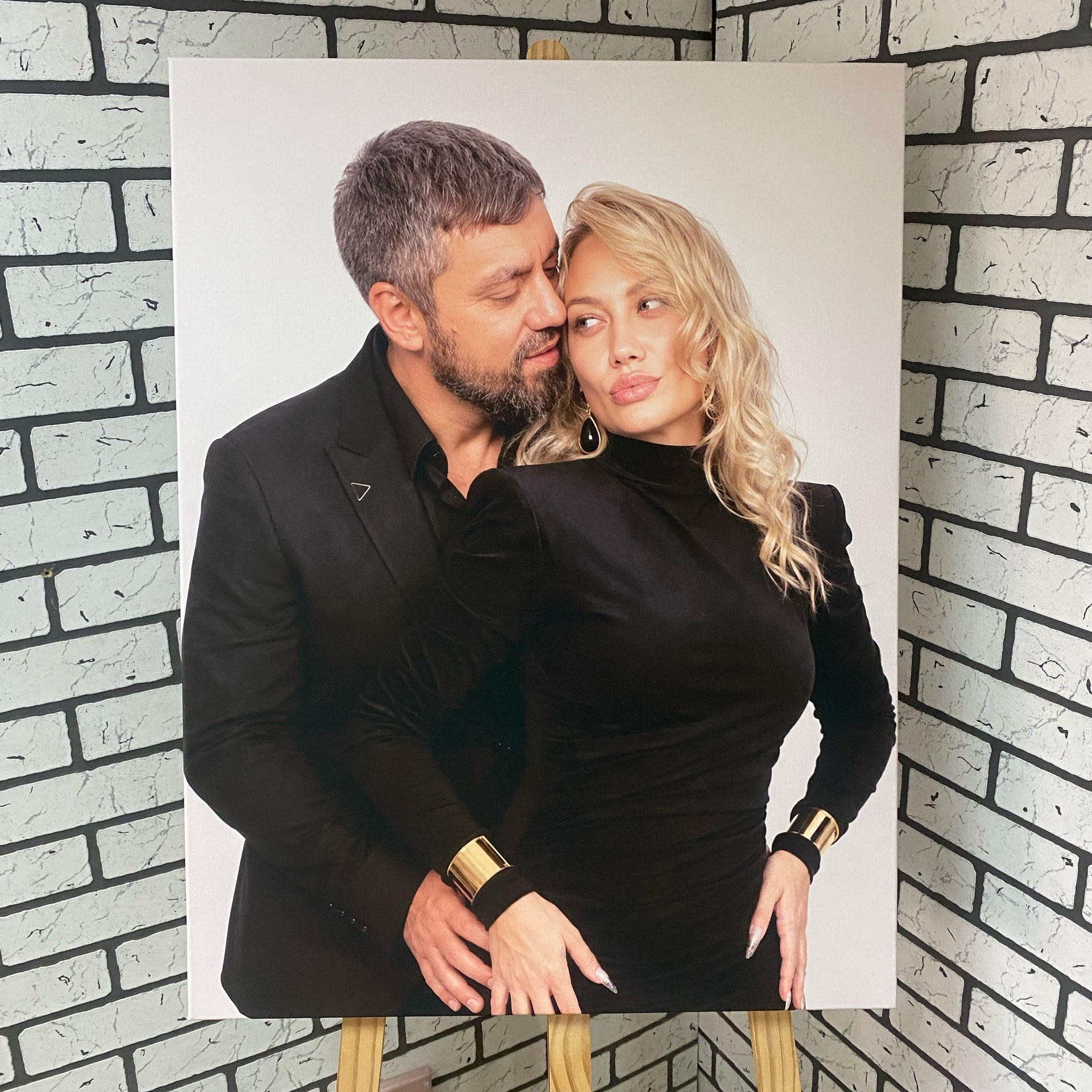 Нейрогенерация+печать на холсте. Фотограф (графический дизайнер) Полонская Юлия