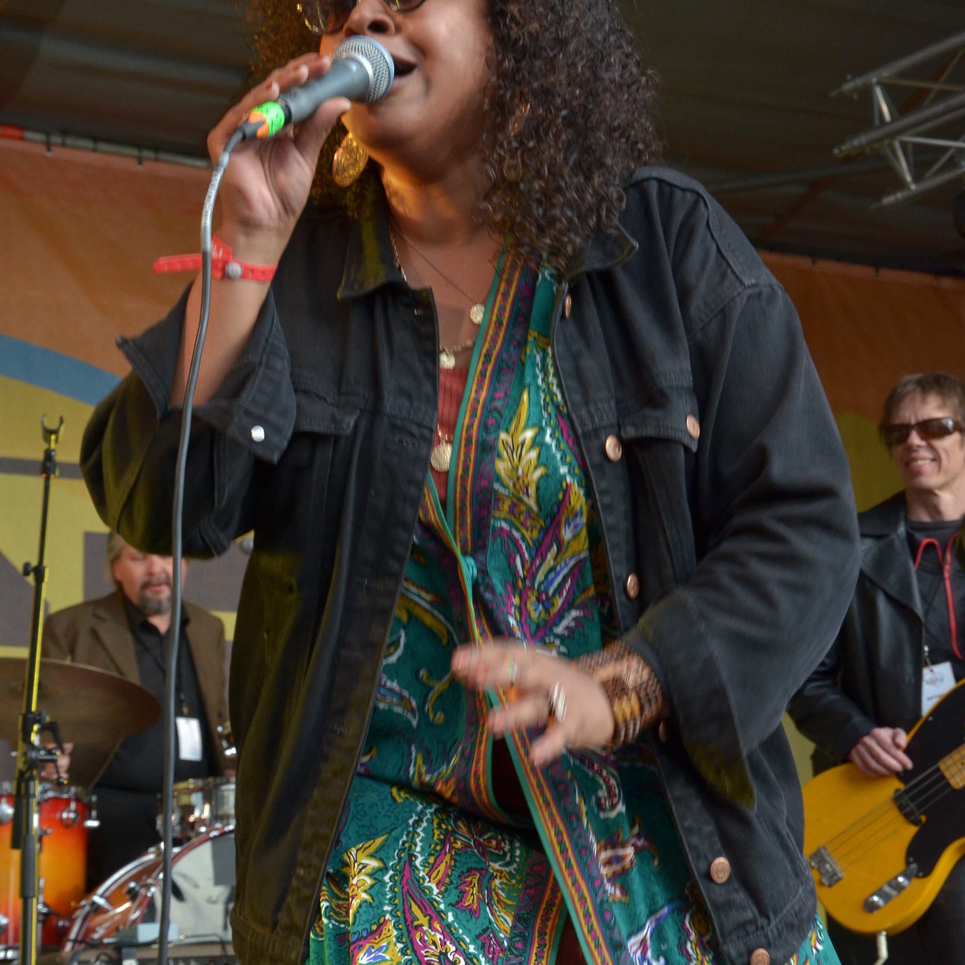 Emilia Sisco and Helge Tallovist band