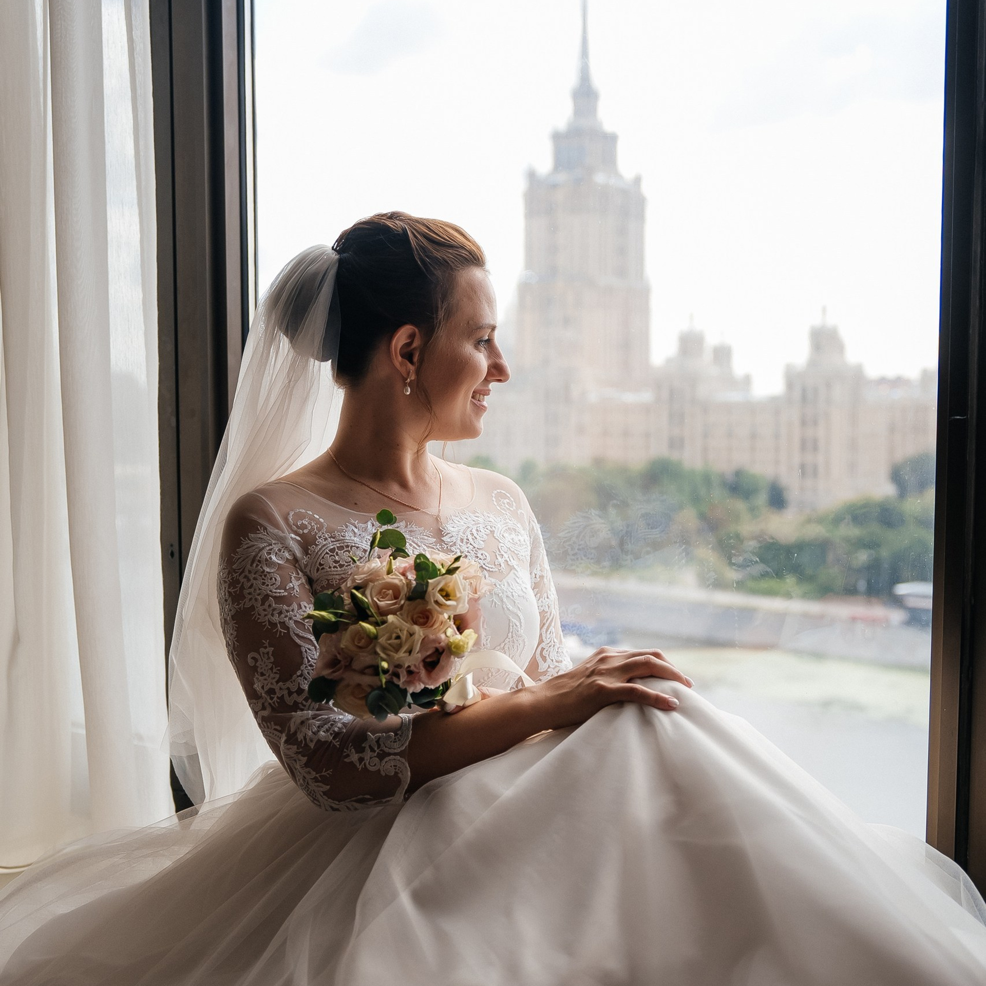 Отзывы. Визажист, стилист по прическам и гример в Москве