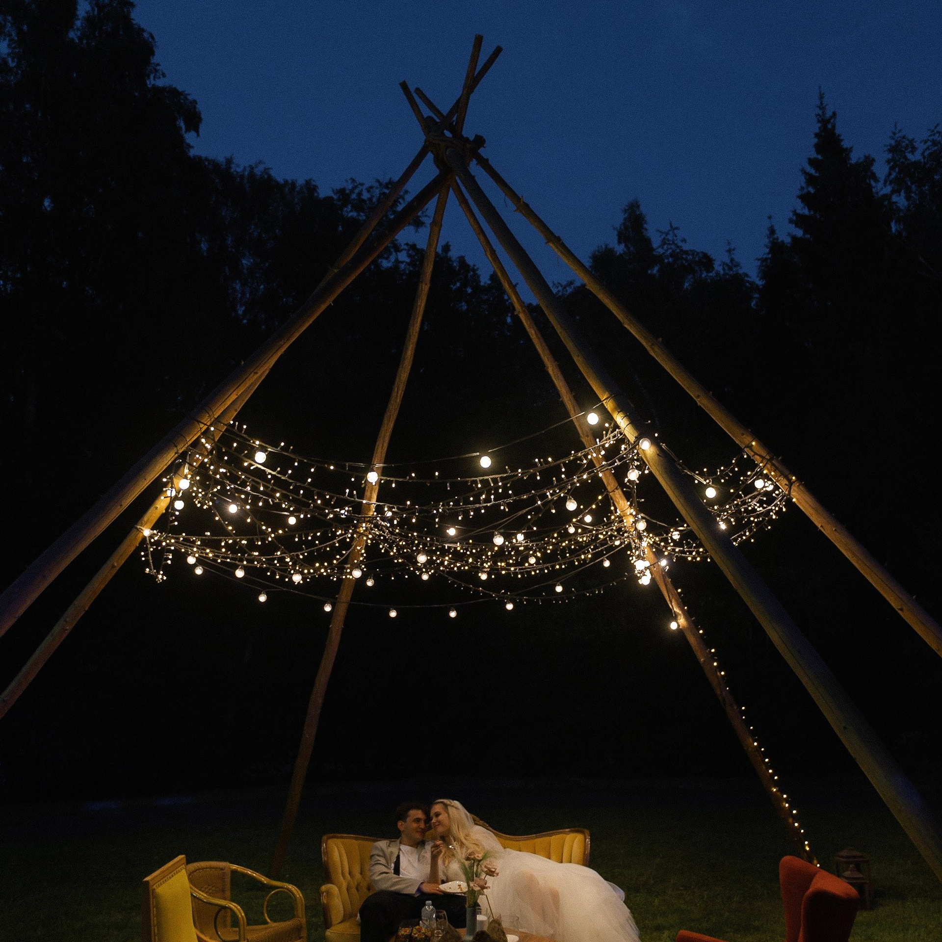 Карим и Ольга вечеринка под открытым небом в «Лесной даче»