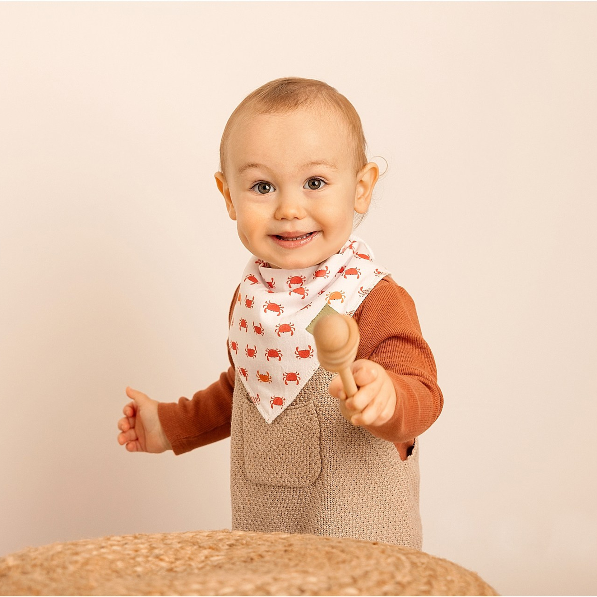 Фотосессия детской одежды для маркетплейсов от фотографа. Фотосессия в студии в Москве от профессионального фотографа услуги по доступным ценам