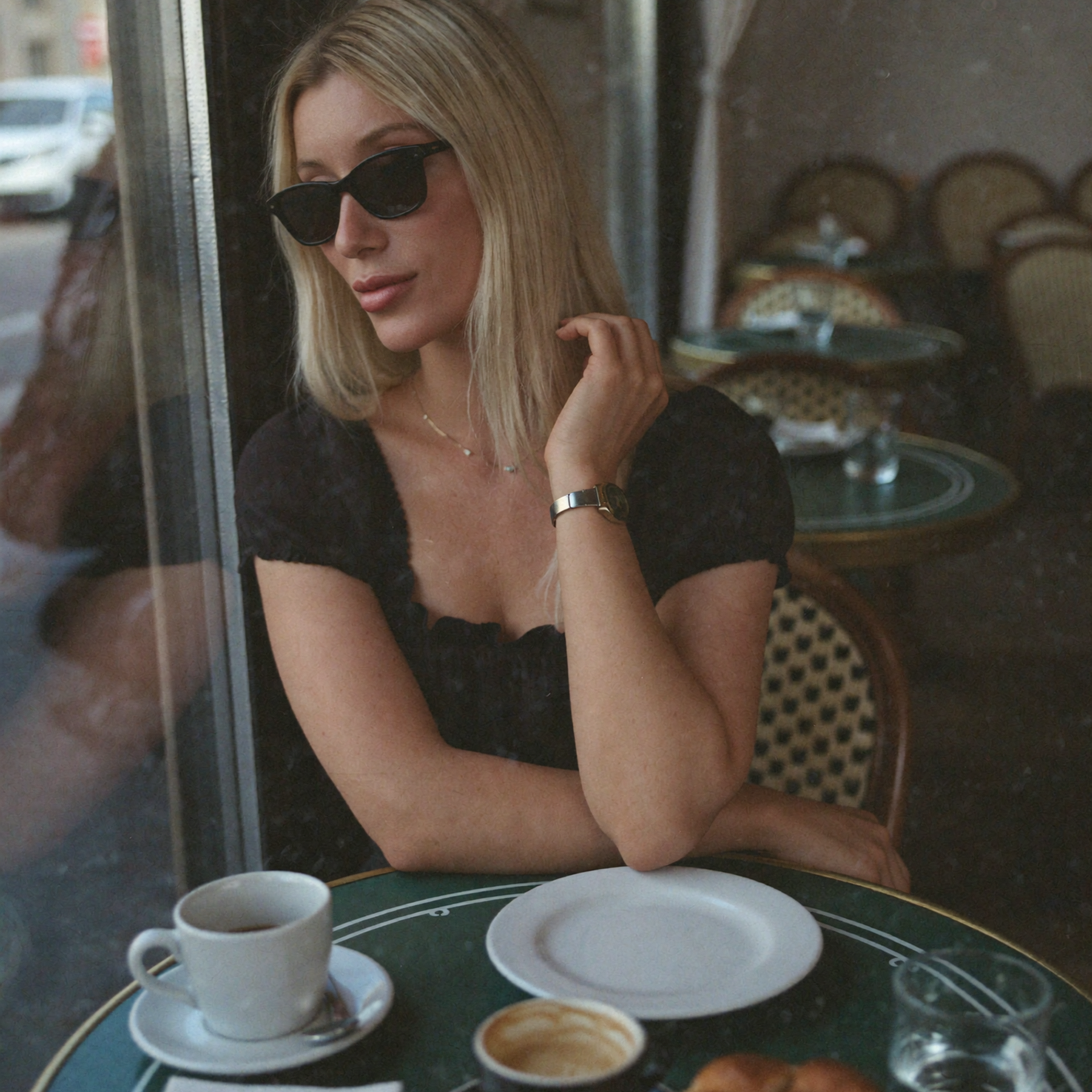 ИИ ФОТОСЕССИИ. ФОТОГРАФ В САНКТ-ПЕТЕРБУРГЕ АННА КЕРН