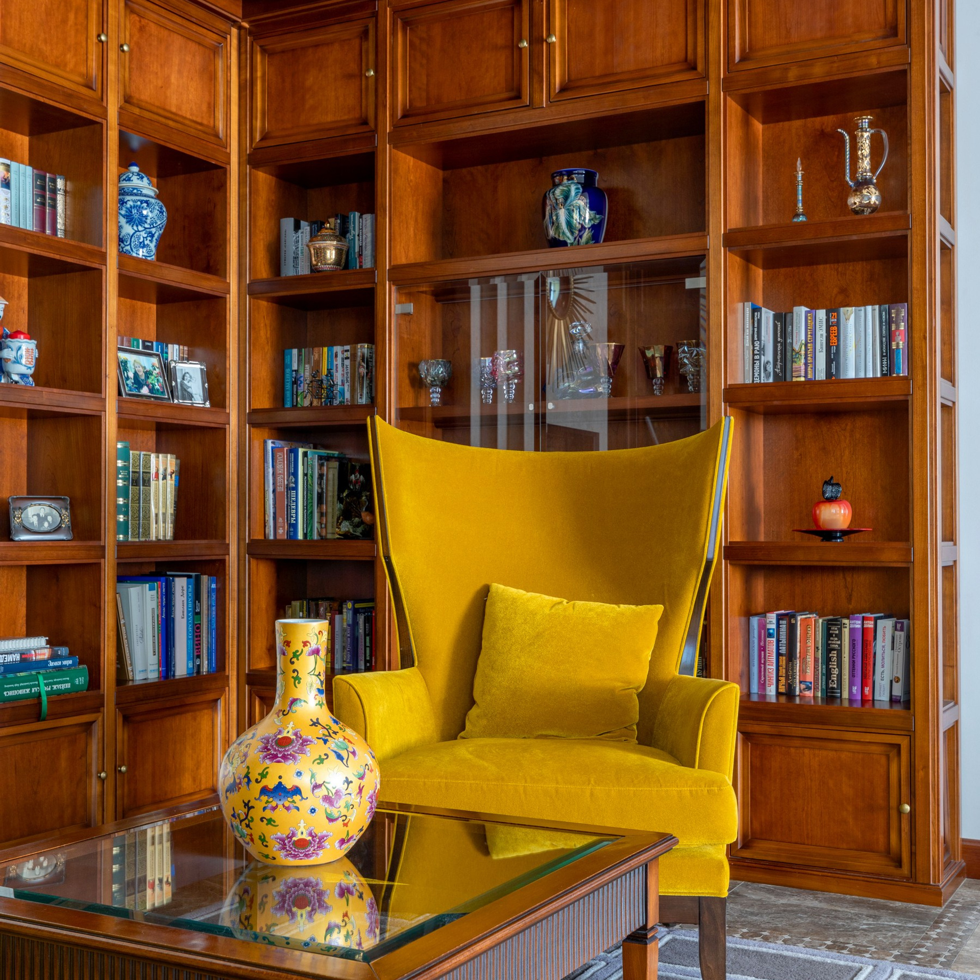 Дом для продажи в Агалатово. Интерьерный фотограф в Санкт-Петербурге, Ленинградской области и в Москве Николай Щербаков