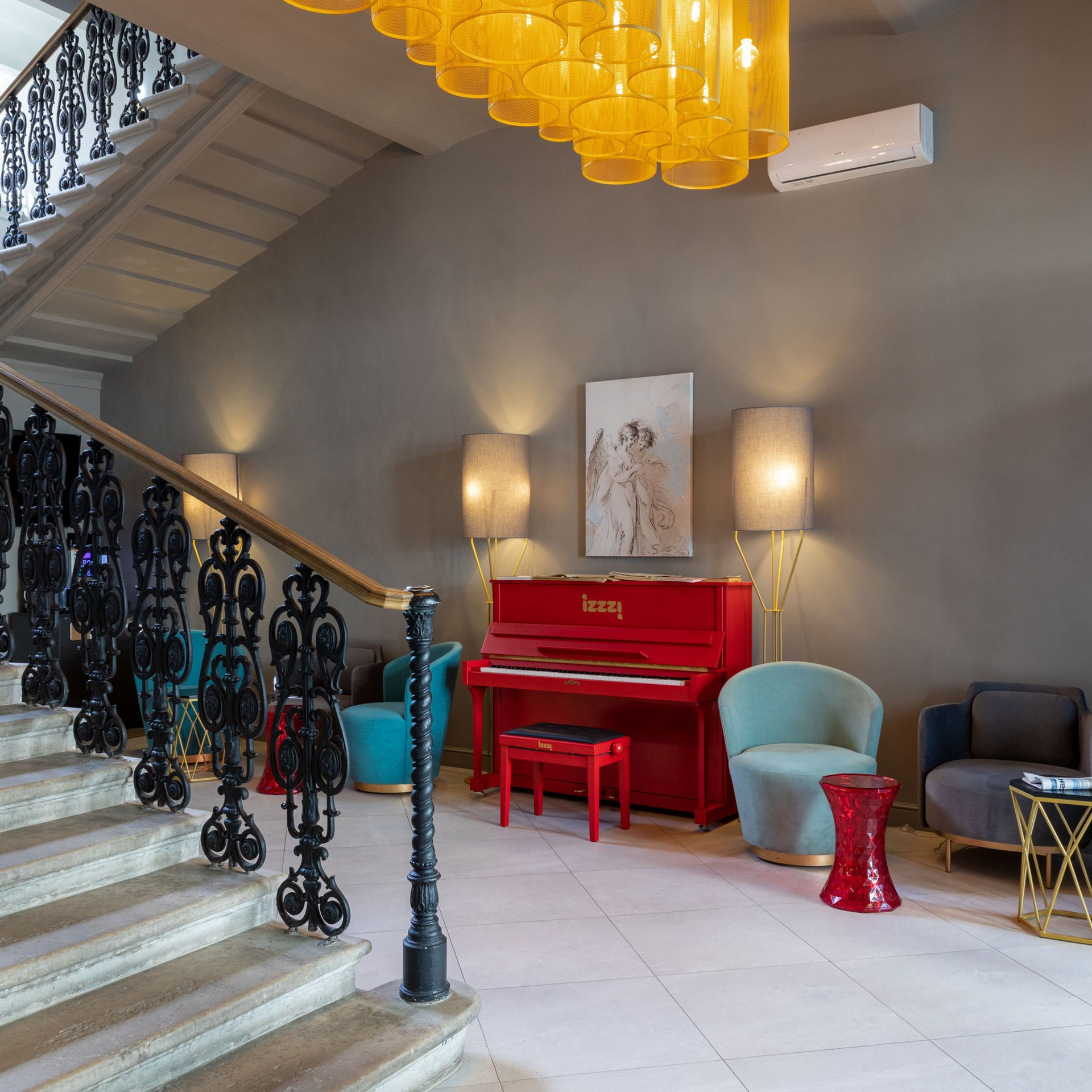 Отель Izzzi на Банковском переулке. Интерьерный фотограф в Санкт-Петербурге, Ленинградской области и в Москве Николай Щербаков