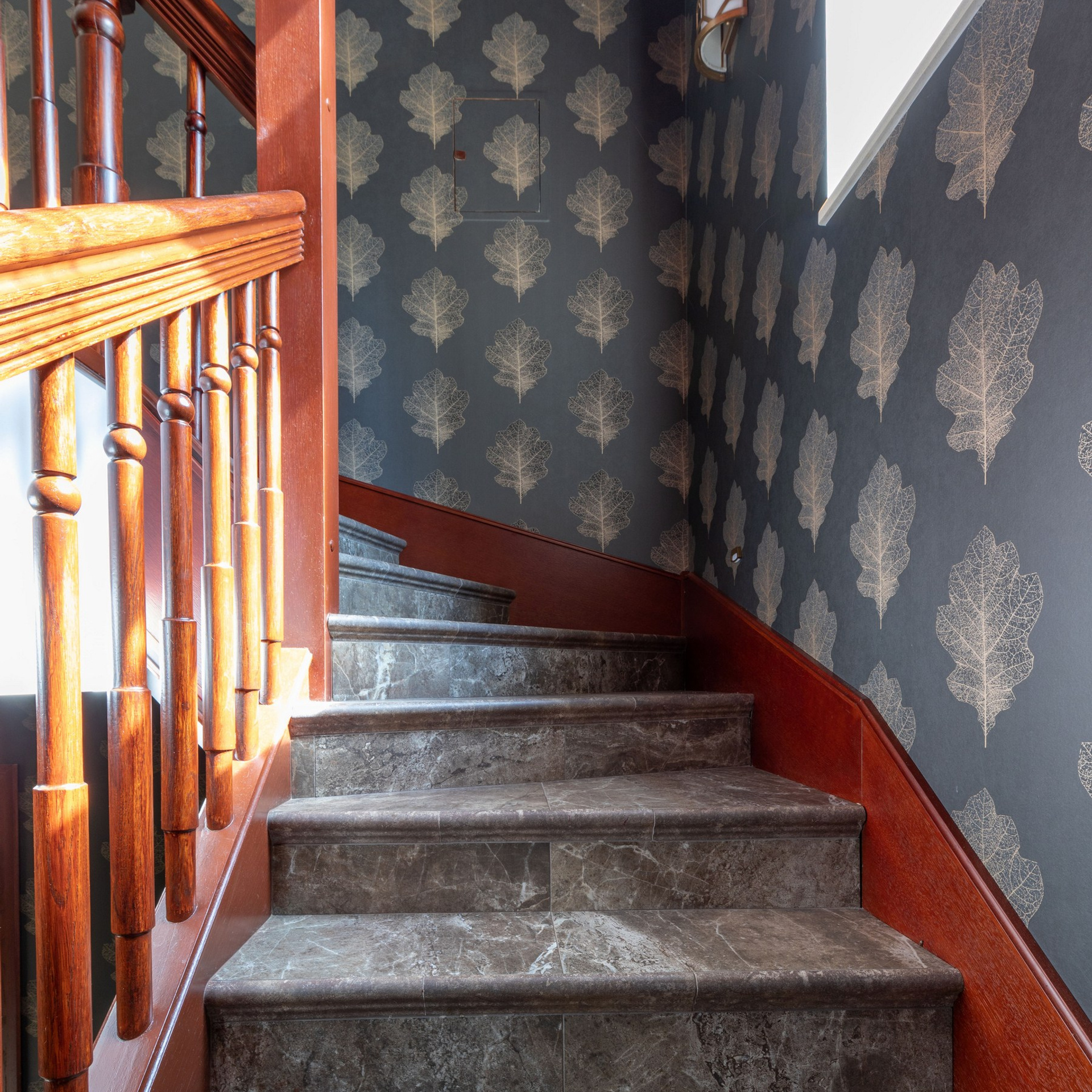 Дом для продажи в Агалатово. Интерьерный фотограф в Санкт-Петербурге, Ленинградской области и в Москве Николай Щербаков