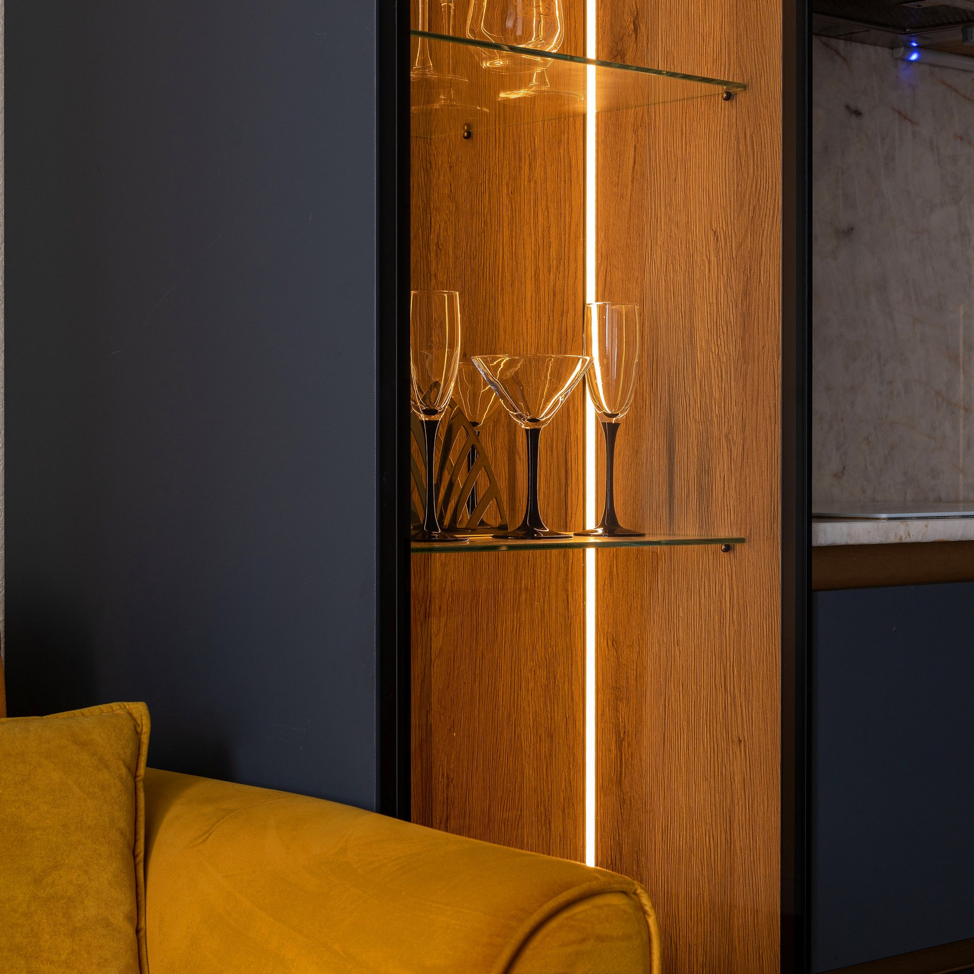 Фотосъёмка кухонного гарнитура и стола. Интерьерный фотограф в Санкт-Петербурге, Ленинградской области и в Москве Николай Щербаков