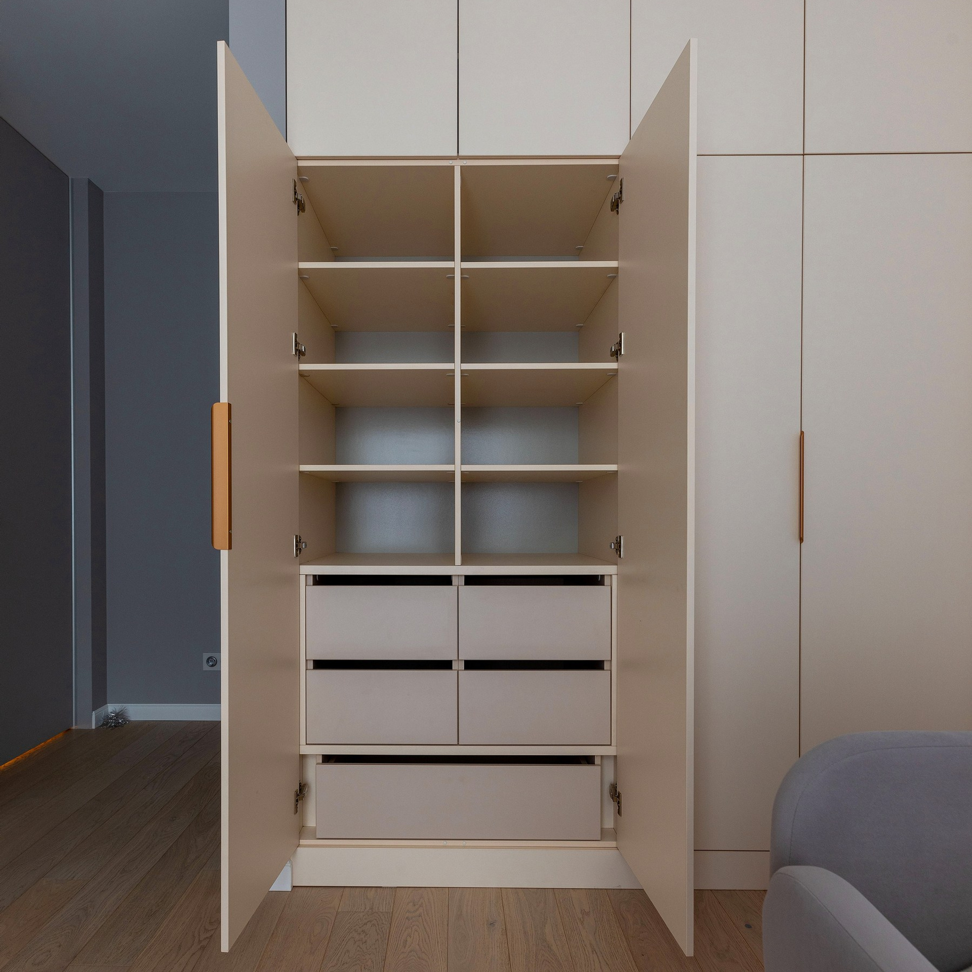 Фотосъёмка мебели на Лесном проспекте. Интерьерный фотограф в Санкт-Петербурге, Ленинградской области и в Москве Николай Щербаков