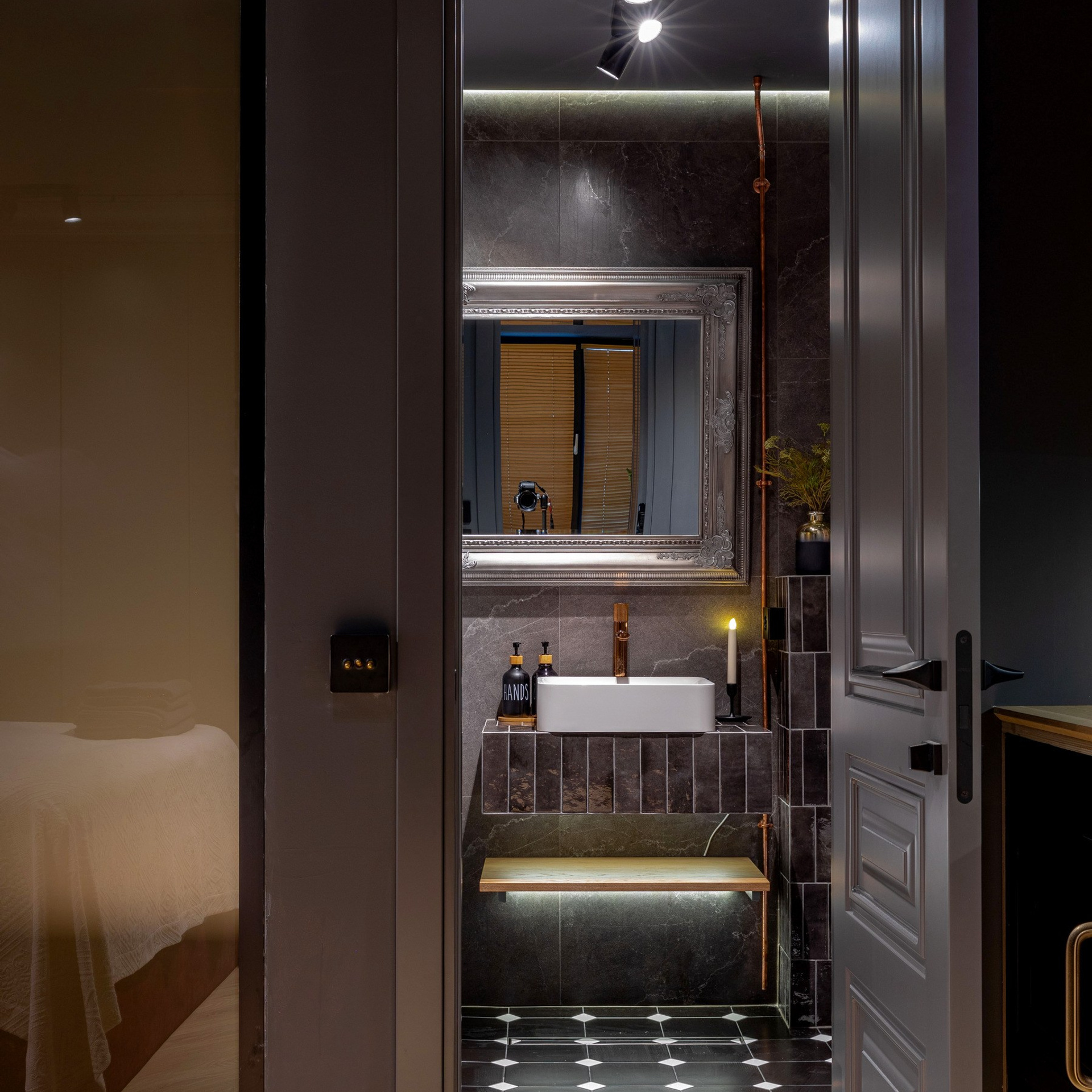 Апартаменты на Б. Подьяческой. Интерьерный фотограф в Санкт-Петербурге, Ленинградской области и в Москве Николай Щербаков