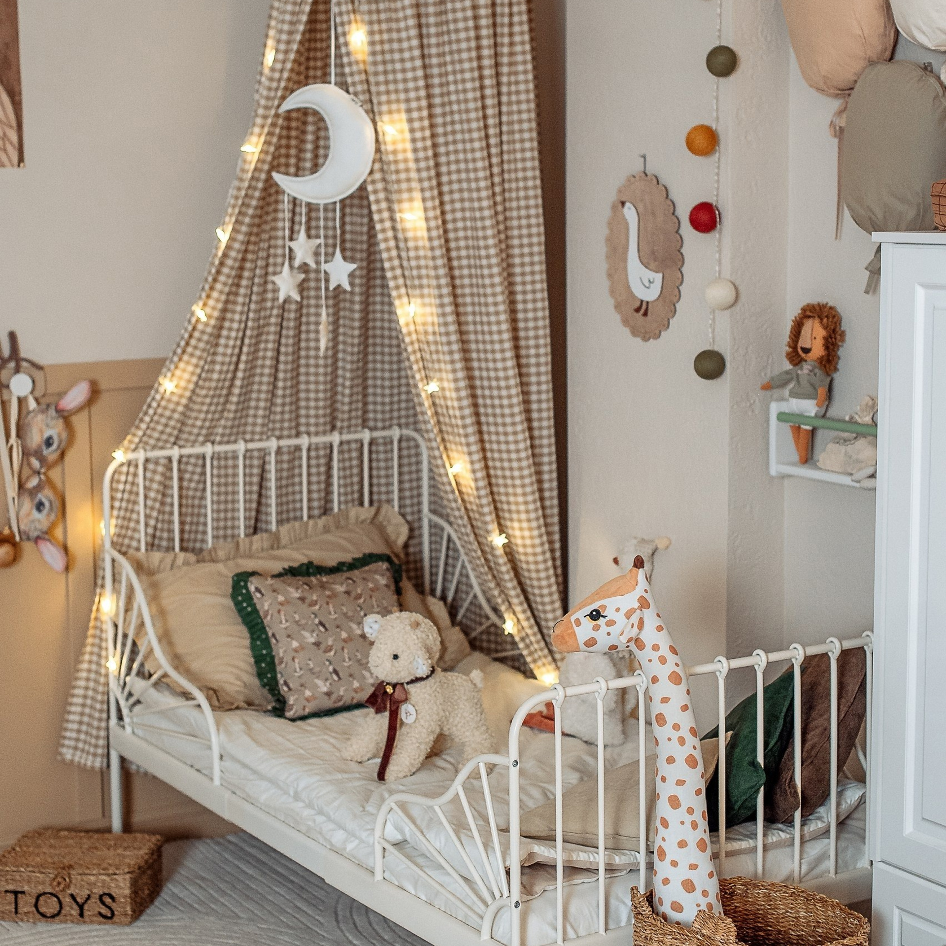 Memories (Грибоедова, 19, Советский рынок)