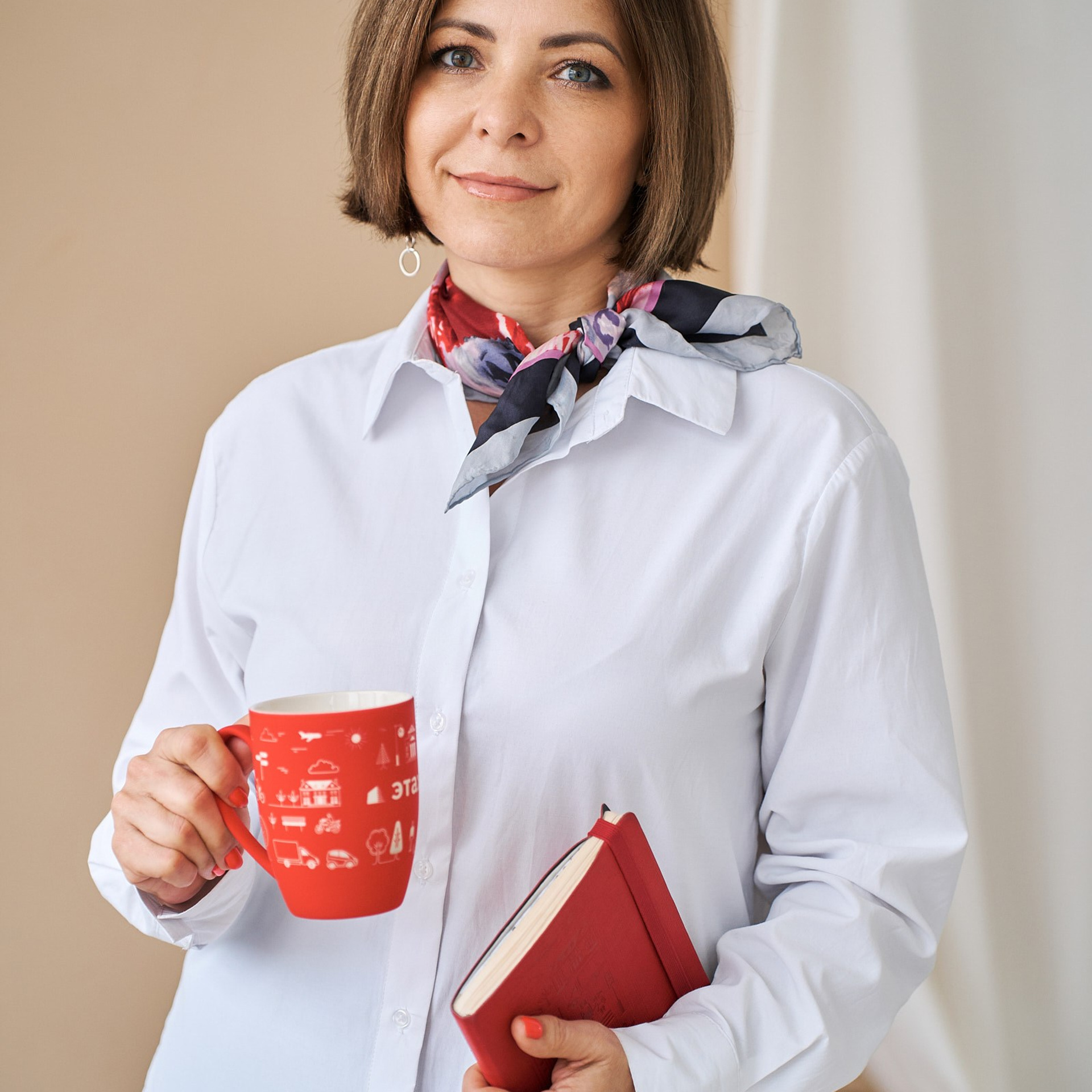 Агентство недвижимости Этажи (Сотрудники в интерьерах офиса или студии). Профессиональный фотограф в Екатеринбурге Константин Зарипов