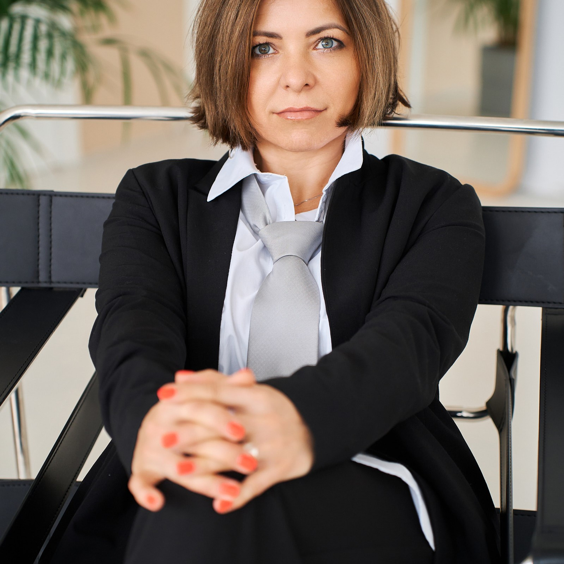 Агентство недвижимости Этажи (Сотрудники в интерьерах офиса или студии). Профессиональный фотограф в Екатеринбурге Константин Зарипов