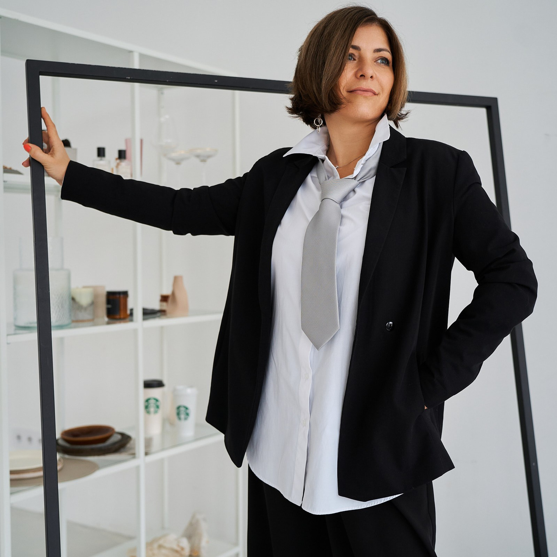 Агентство недвижимости Этажи (Сотрудники в интерьерах офиса или студии). Профессиональный фотограф в Екатеринбурге Константин Зарипов