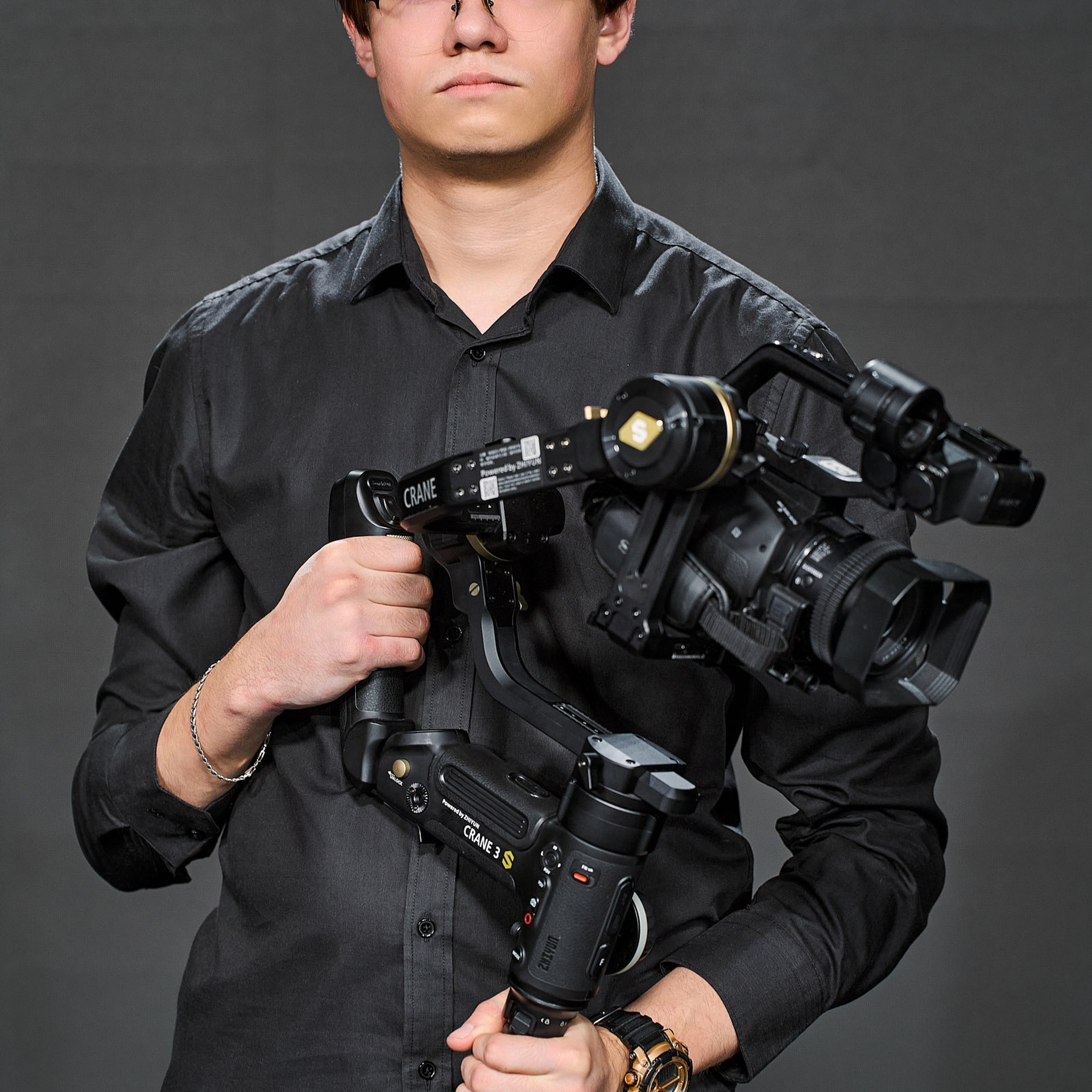 Команда Изи-Шоу (На белом фоне и в рабочей обстановке). Профессиональный фотограф в Екатеринбурге Константин Зарипов