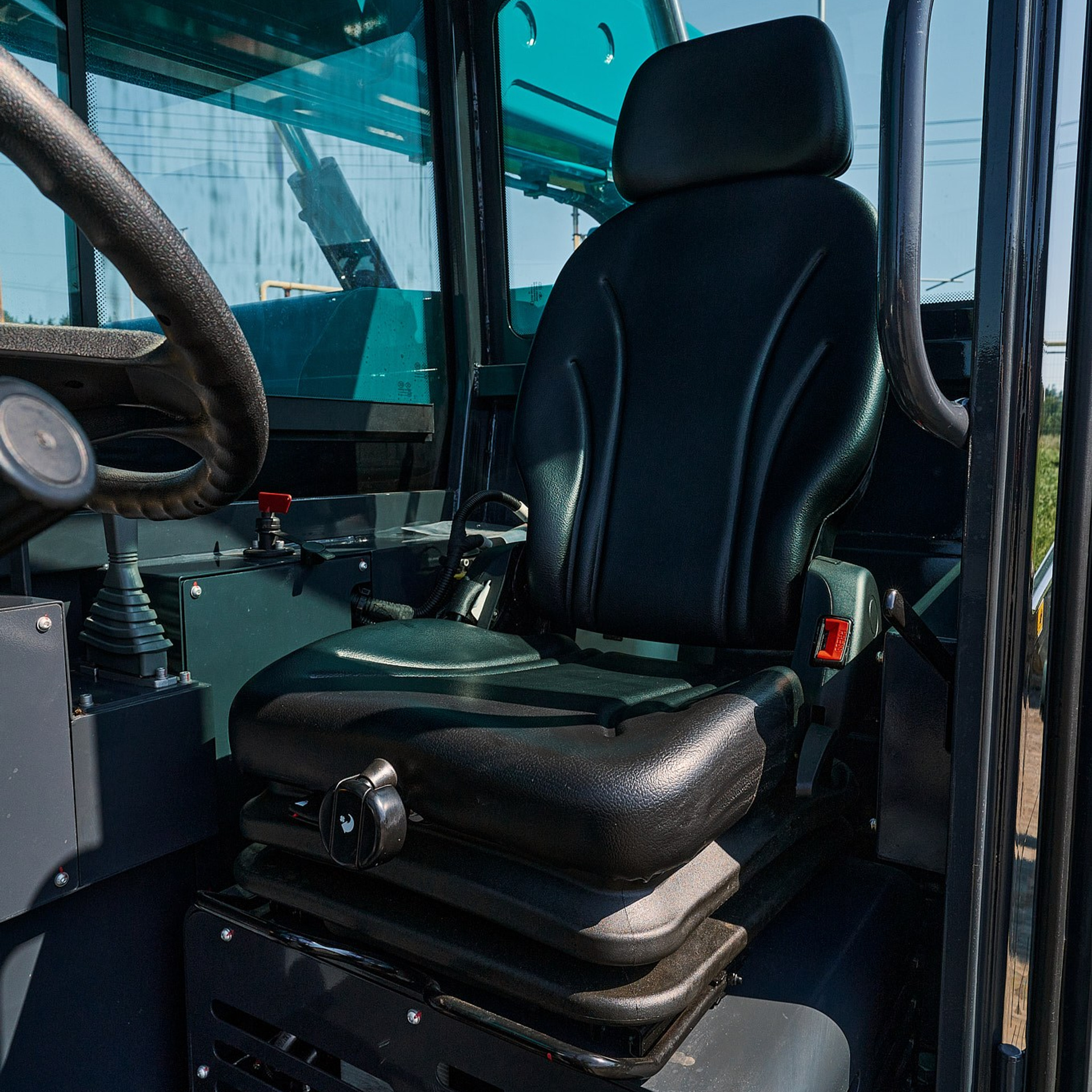 Спецтехника SUNWARD (для каталога). Профессиональный фотограф в Екатеринбурге Константин Зарипов