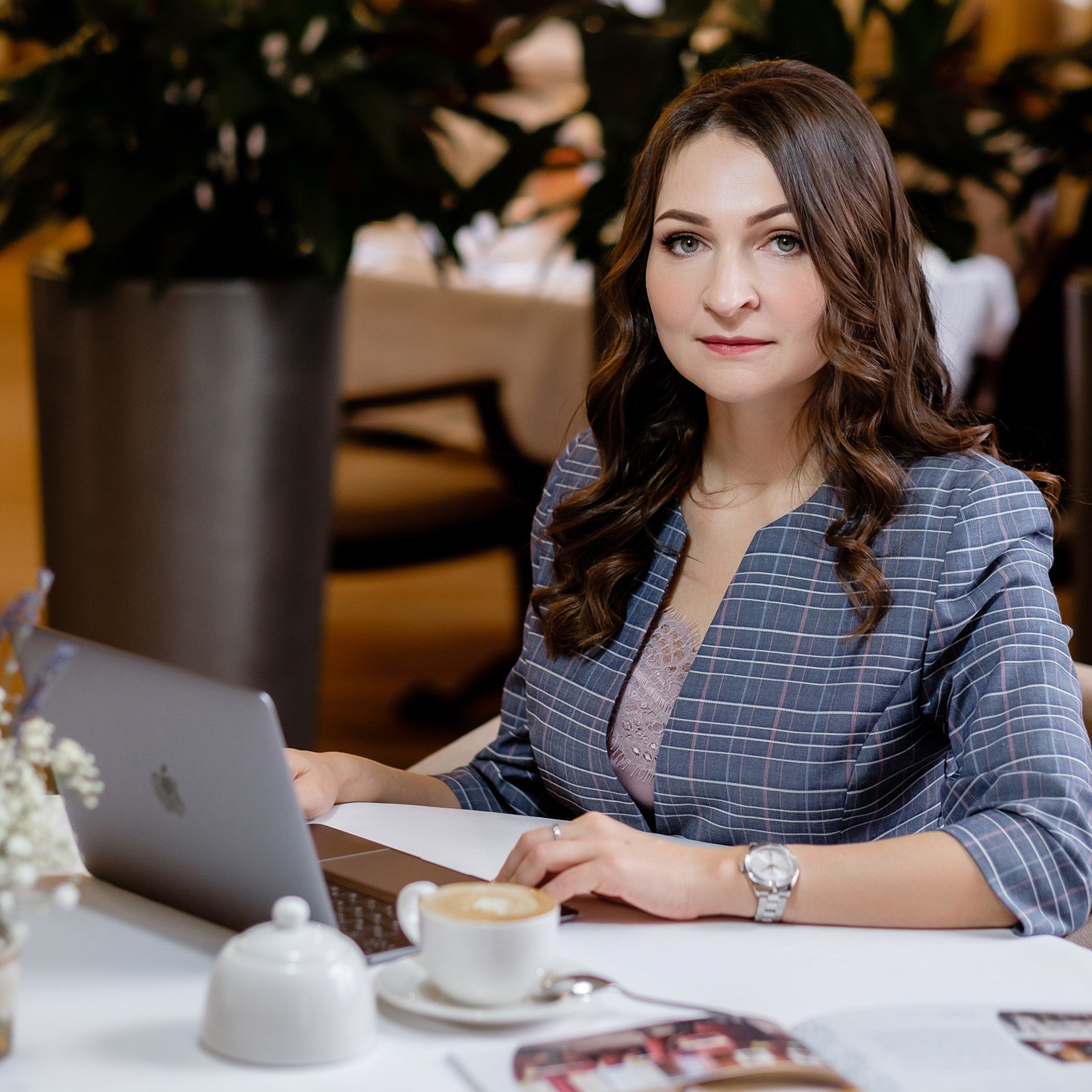 Руководители компании Юста